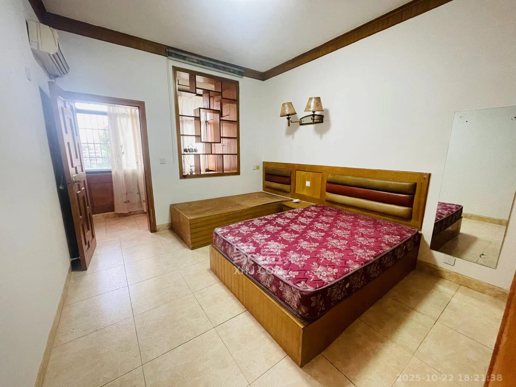 东瓜山一村  1室1厅1卫    1400.0元/月室内图