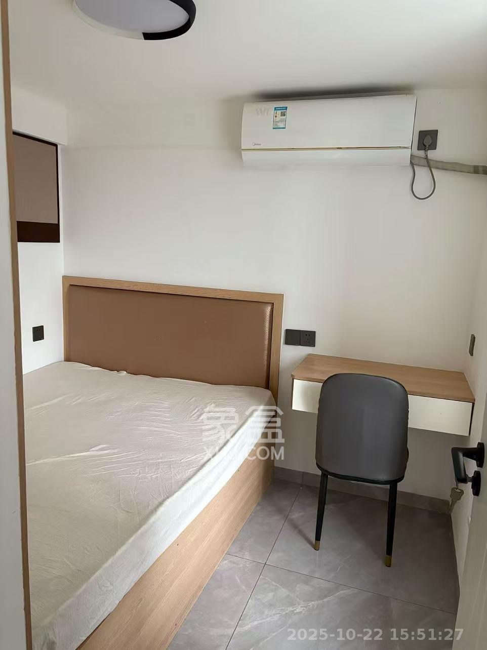 万科金色梦想B区  3室2厅2卫    2600.0元/月 万科金色梦想B区  3室2厅2卫    2600.0元/月室内图