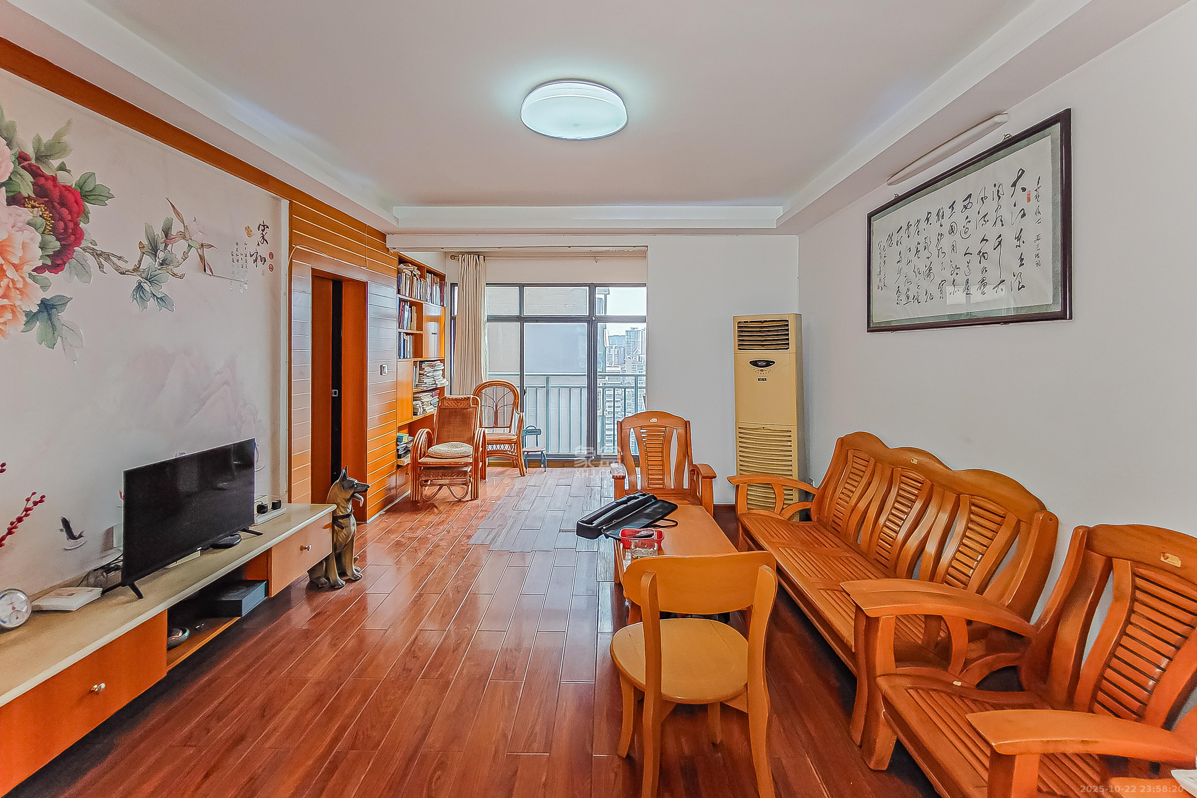 君庭金福苑  2室2厅1卫    88.0万 君庭金福苑  2室2厅1卫    88.0万客厅