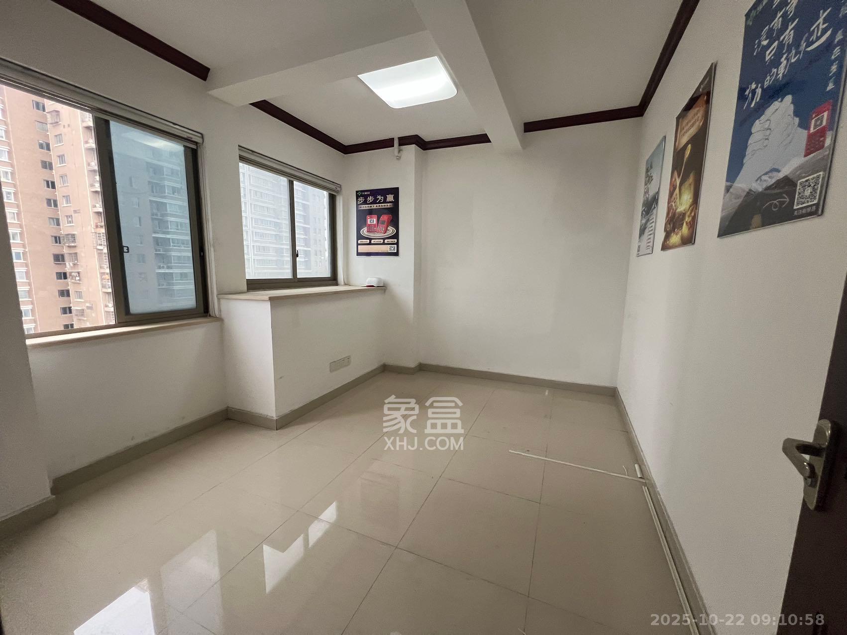 汇达国际公馆(汇达大厦) 2室2厅1卫 2200.0元/月 汇达国际公馆(汇达大厦) 2室2厅1卫 2200.0元/月室内图