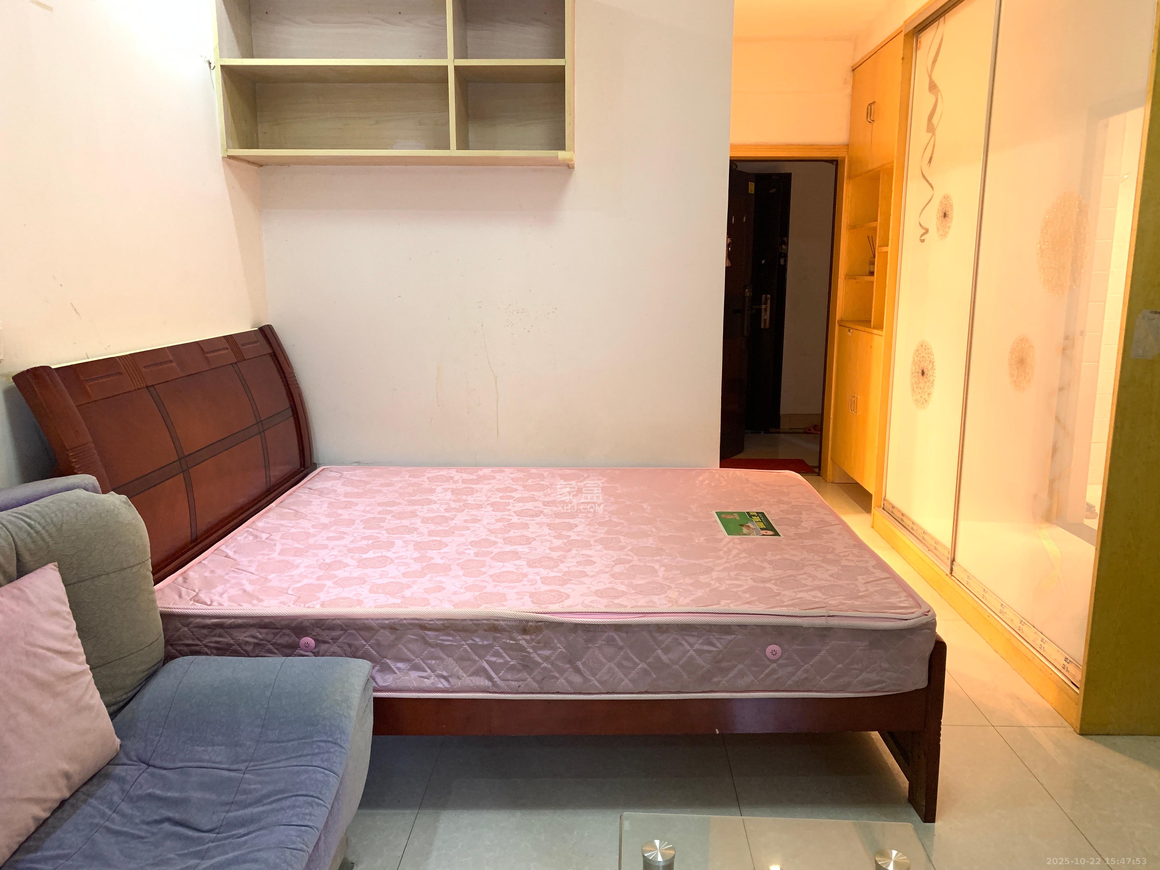 水岸世景  1室1厅1卫    1000.0元/月 水岸世景  1室1厅1卫    1000.0元/月室内图