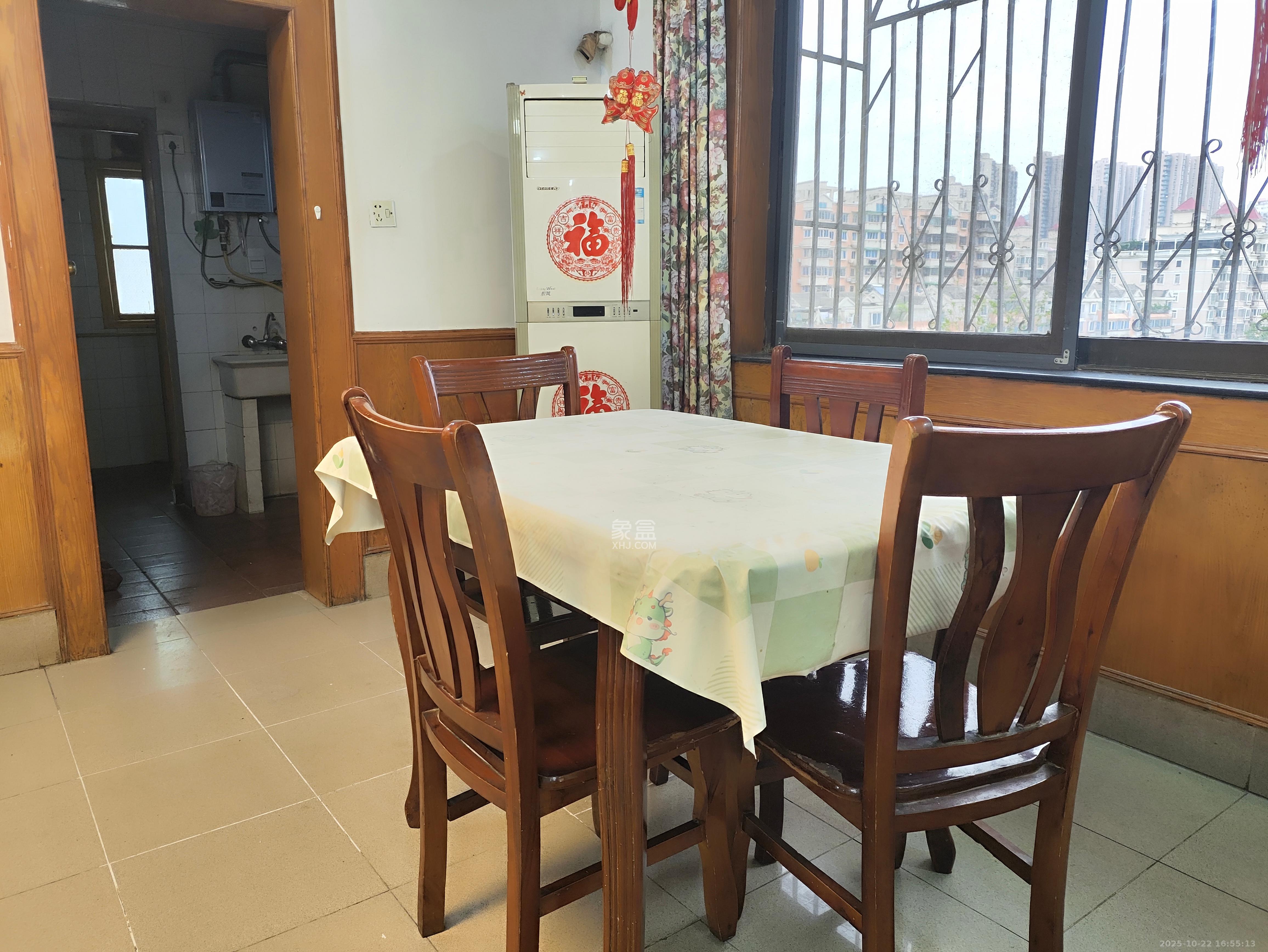 南湖公寓（万顺公寓）  3室2厅1卫    2080.0元/月室内图