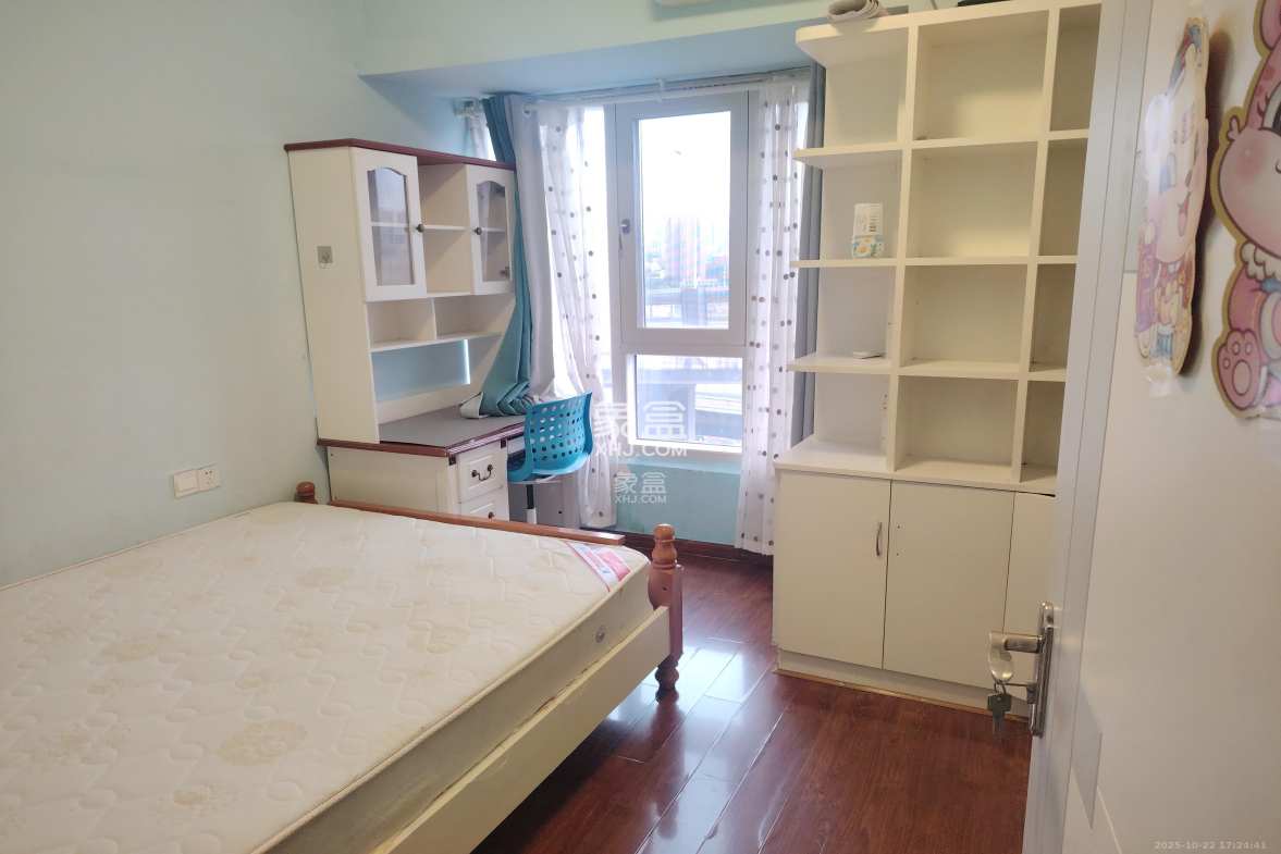 湘府十城(汇财御景湾新寓,汇财国际)  3室2厅2卫    2500.0元/月 湘府十城(汇财御景湾新寓,汇财国际)  3室2厅2卫    2500.0元/月室内图