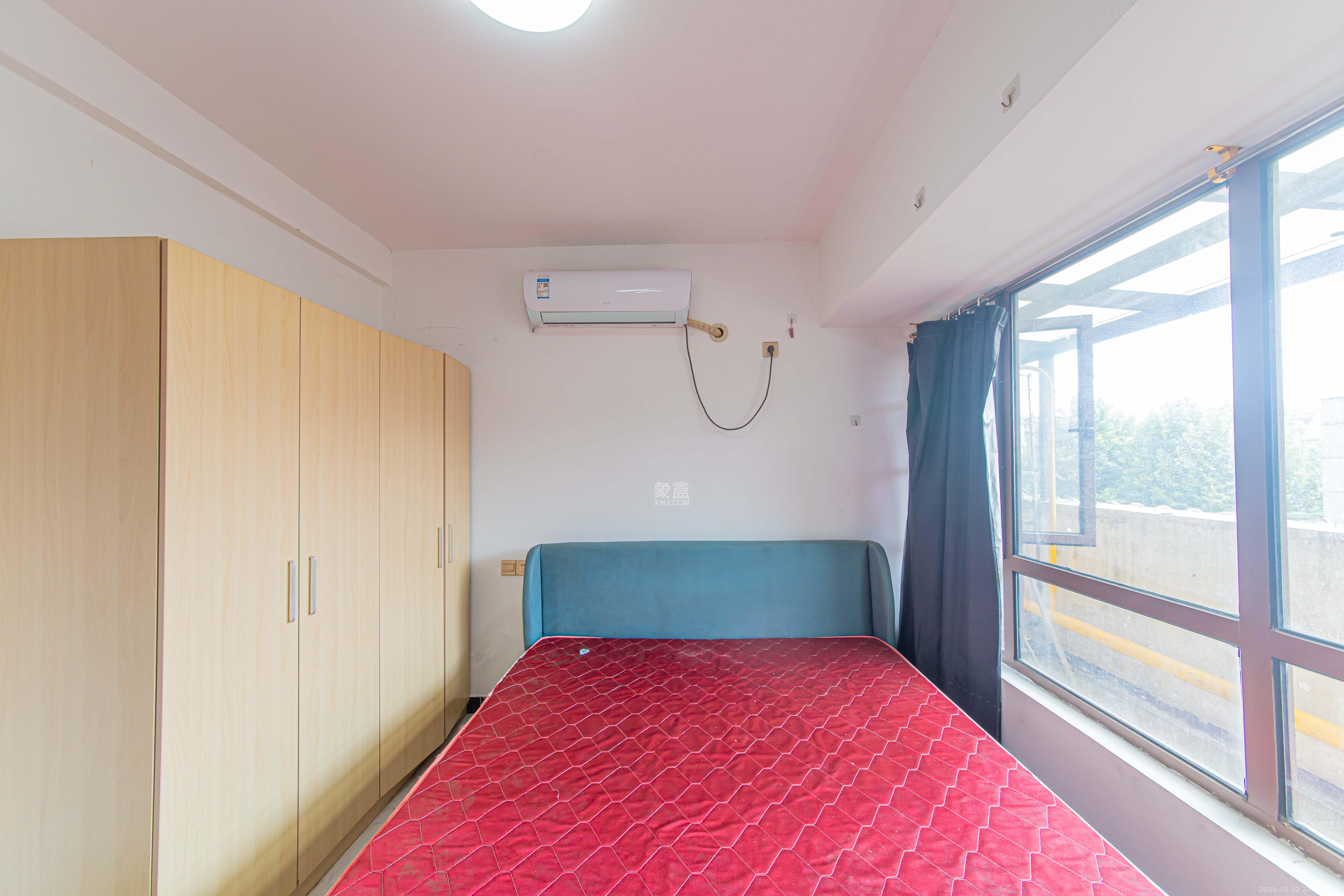 金房奥斯卡  1室1厅1卫    30.0万卧室