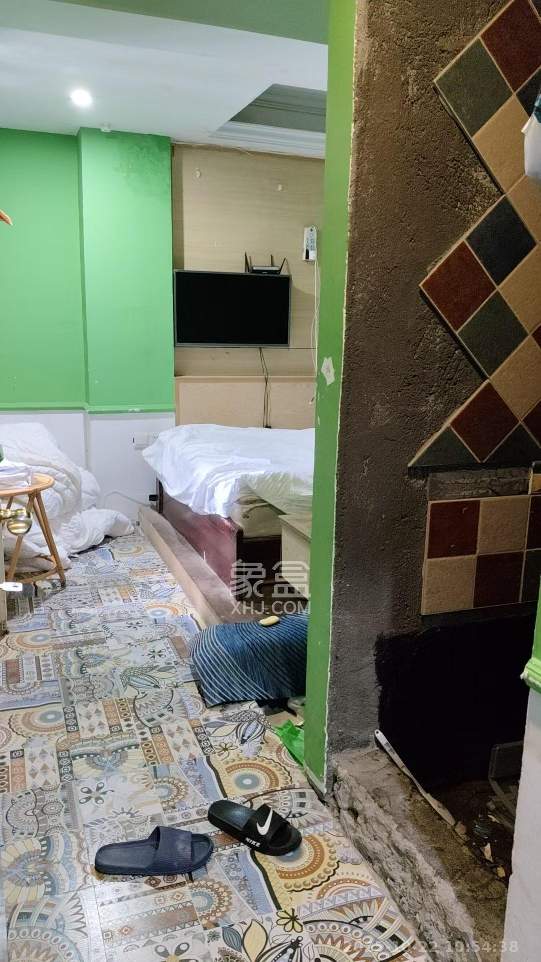 君临国际  5室1厅1卫    4500.0元/月 君临国际  5室1厅1卫    4500.0元/月室内图