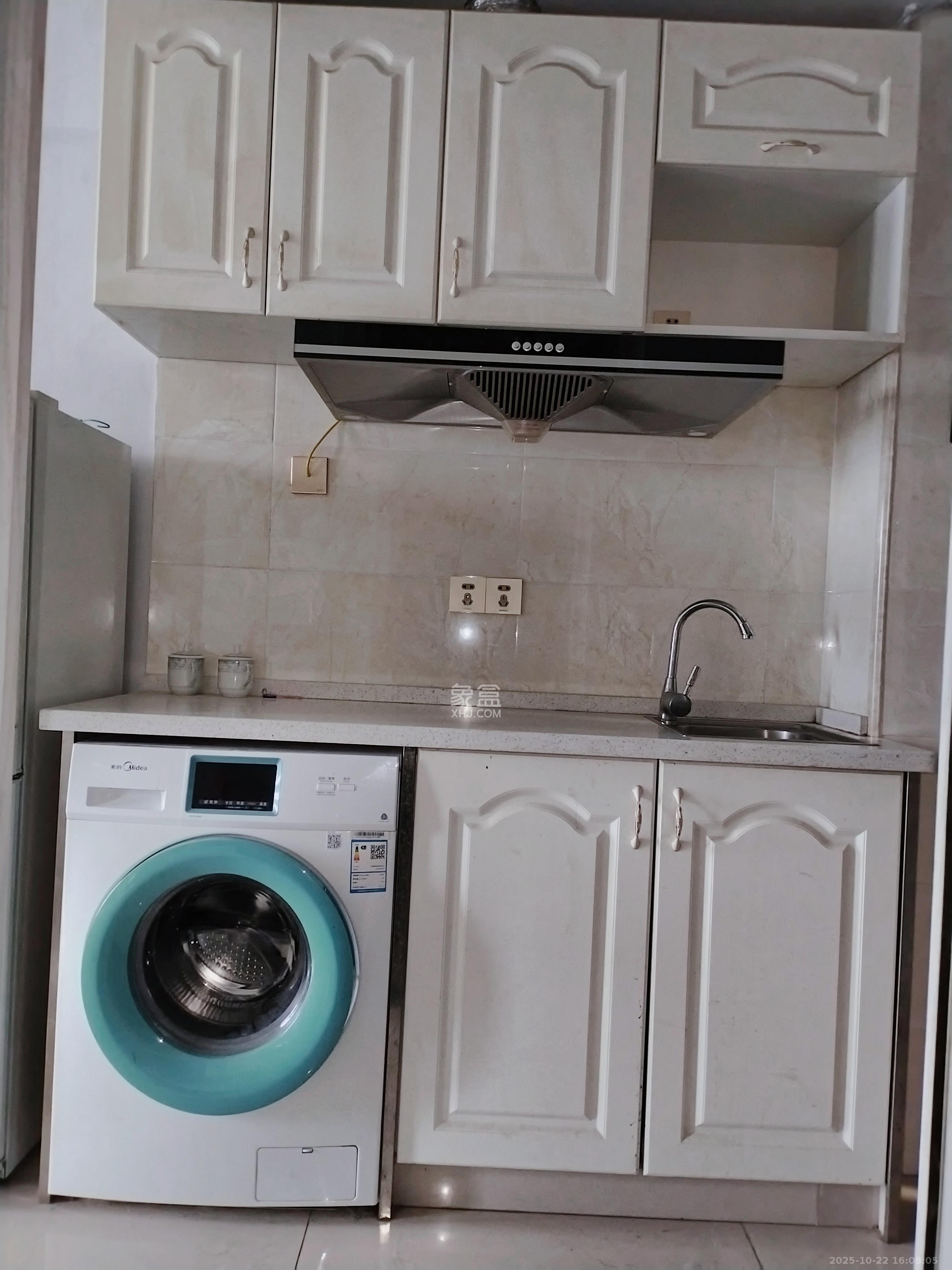 MOMA当代广场  1室0厅0卫    1200.0元/月室内图