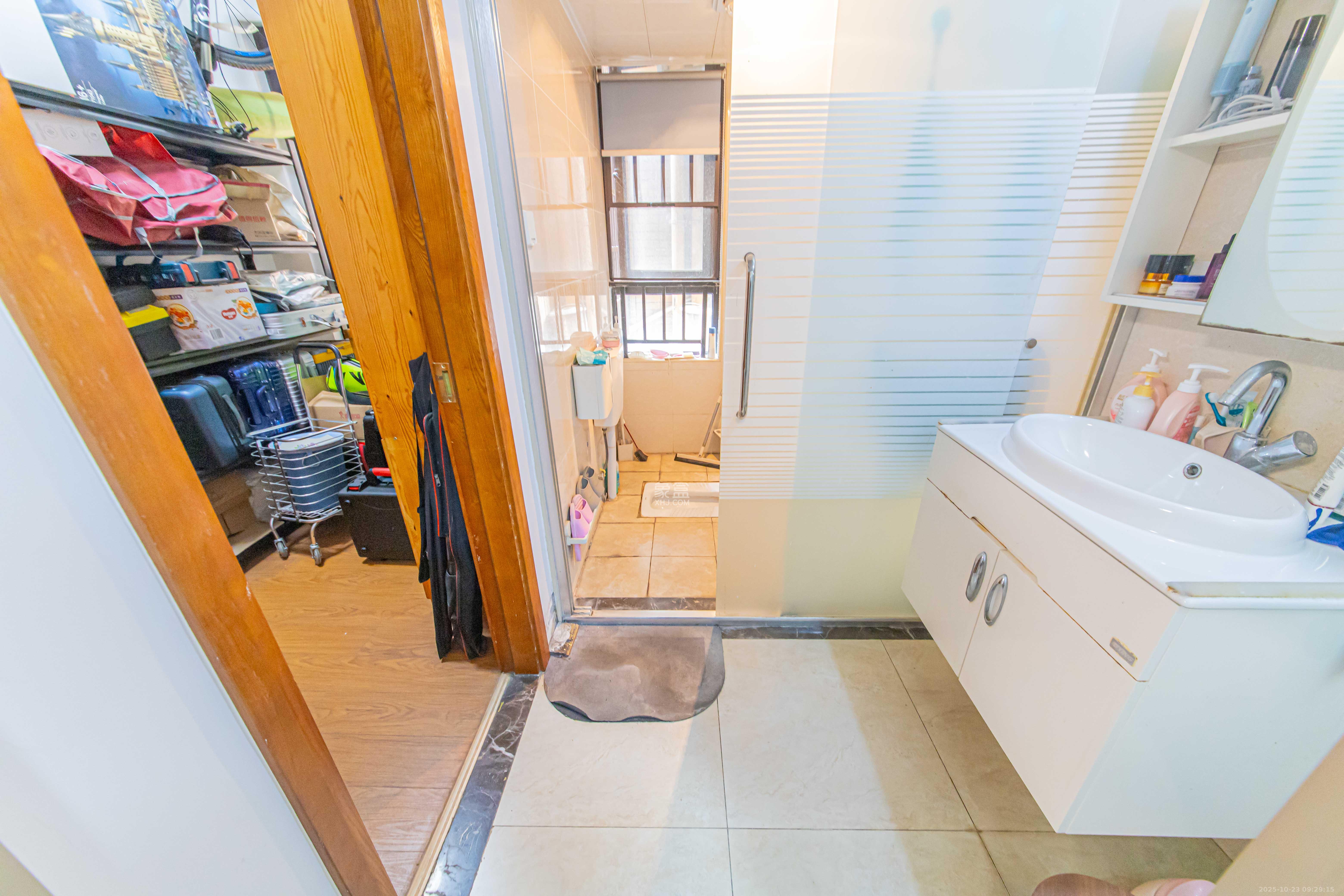 中信凯旋蓝岸（中信新城三期）  3室2厅1卫    48.0万卫生间