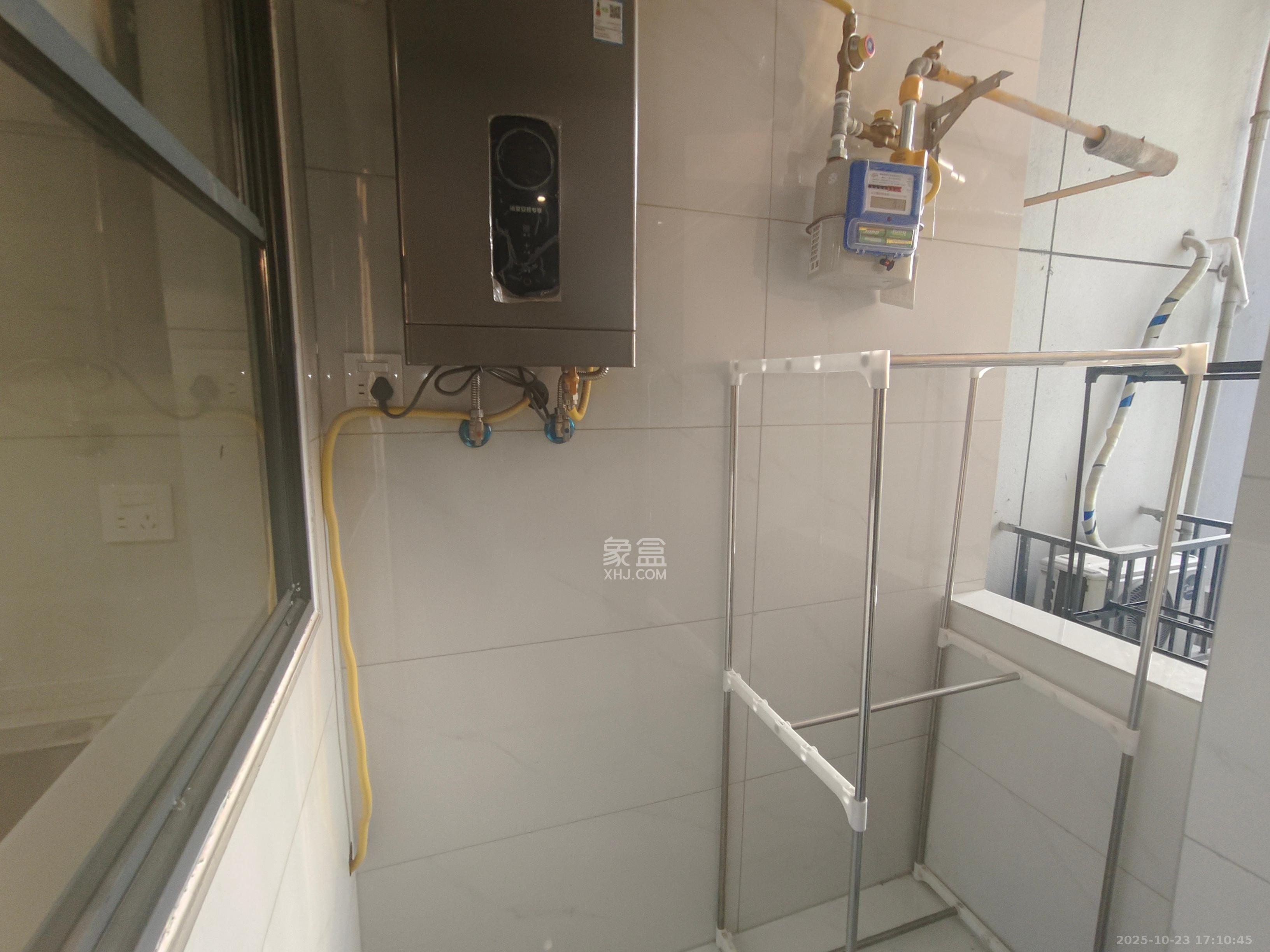 中国铁建湘语梅溪  1室1厅1卫    2000.0元/月室内图