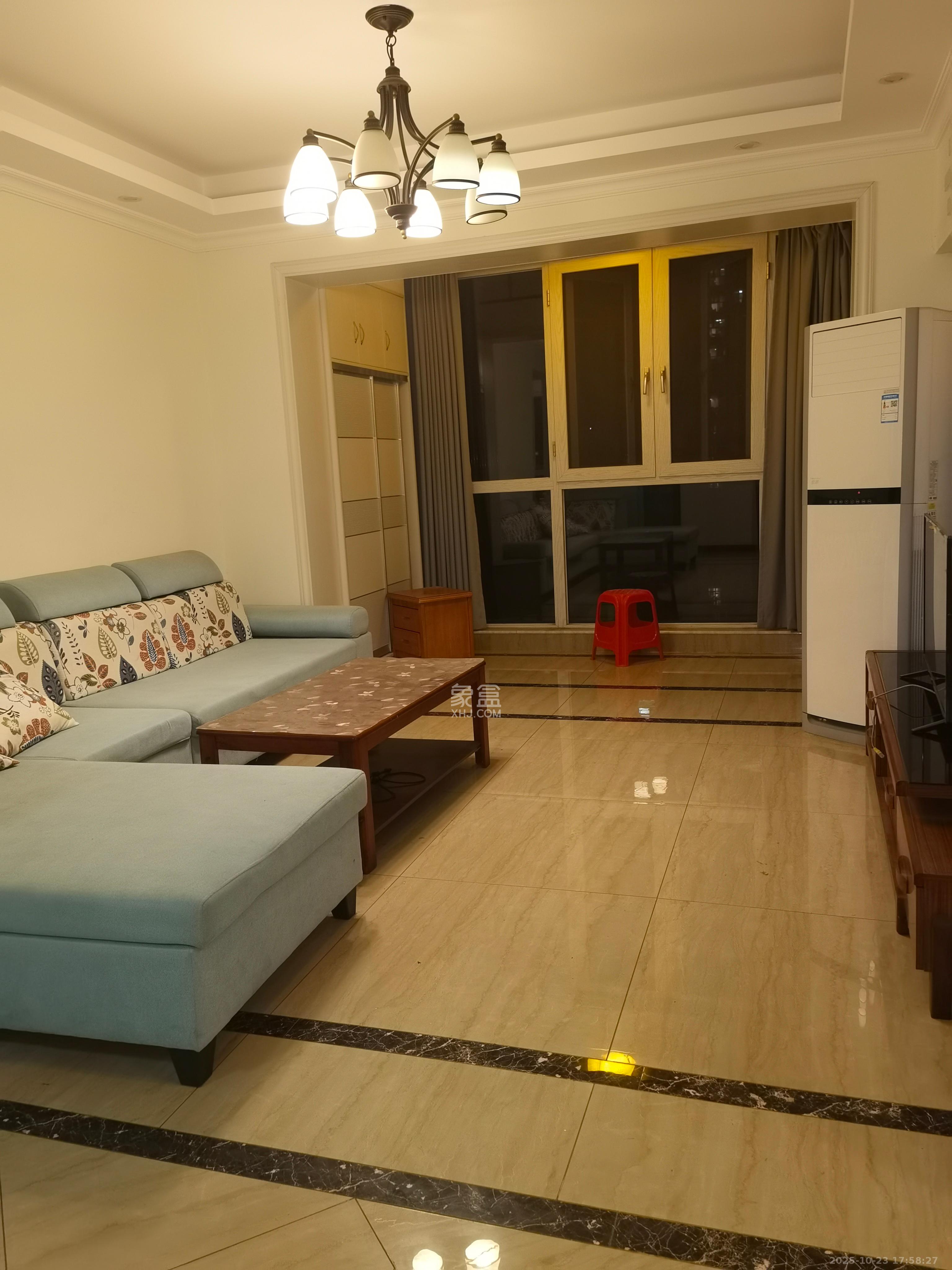 洋湖和园(福联嘉苑)  3室2厅2卫    2600.0元/月 洋湖和园(福联嘉苑)  3室2厅2卫    2600.0元/月室内图