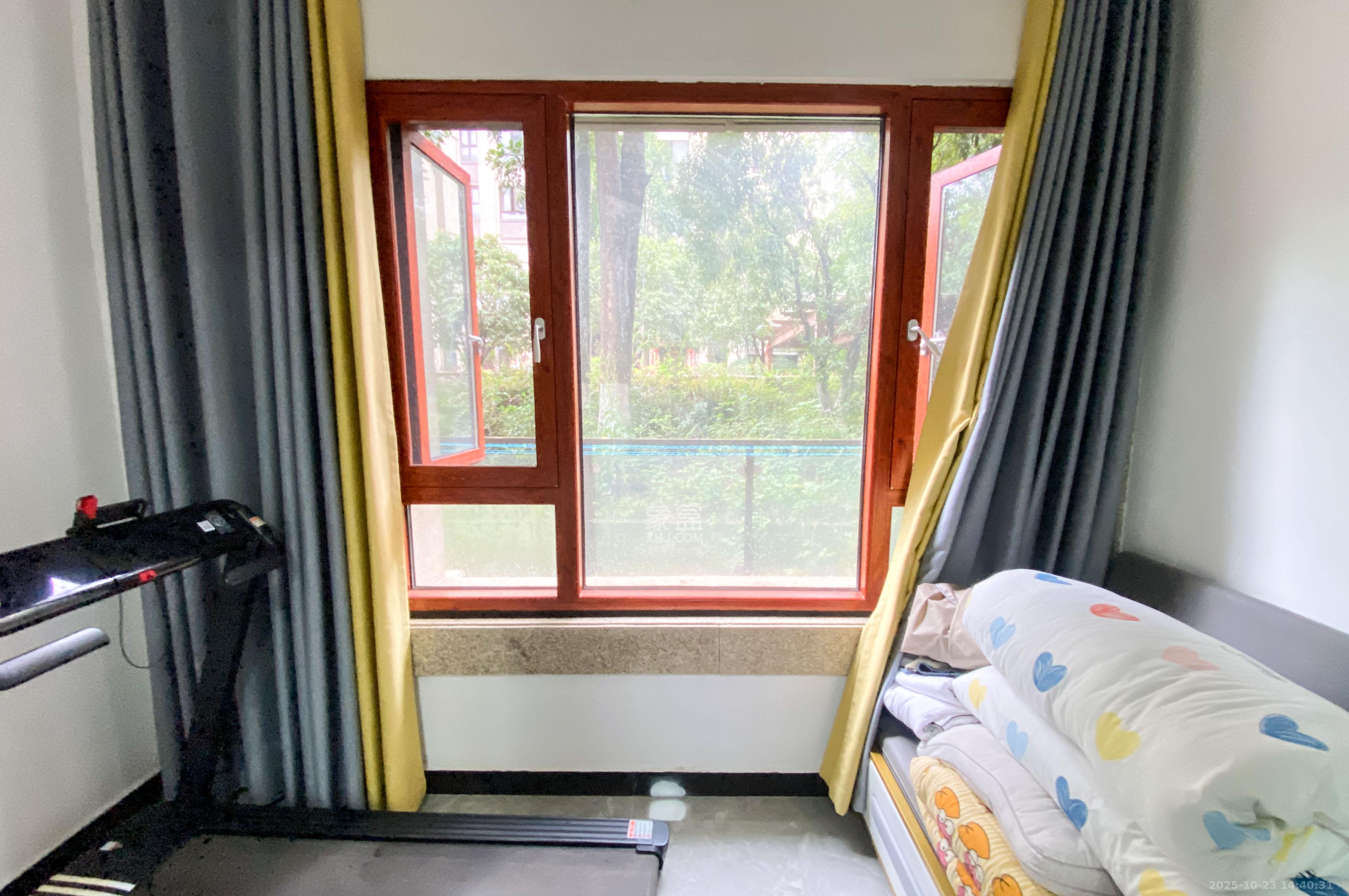 金茂梅溪湖 3室2厅2卫 134.5万 金茂梅溪湖 3室2厅2卫 134.5万其他