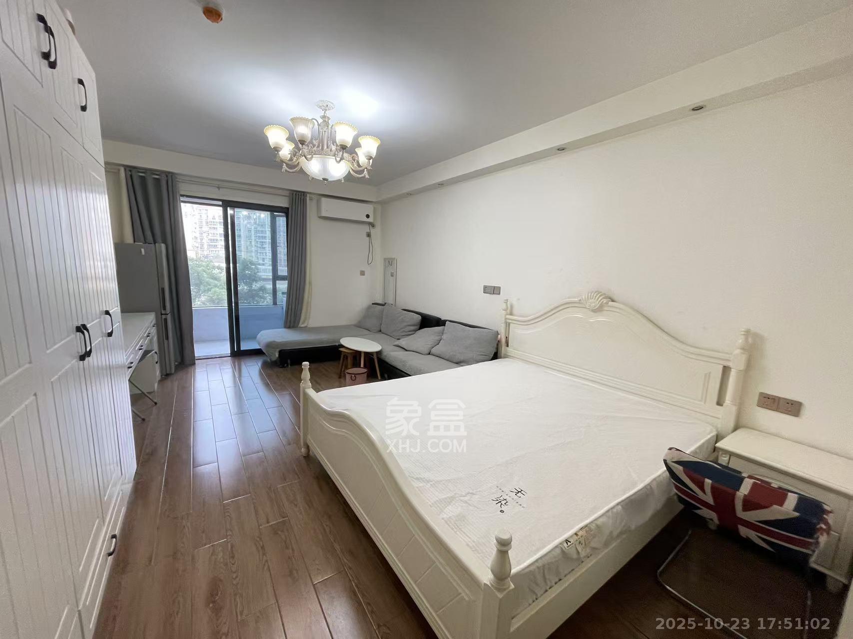 天鸿天府（天鸿中央大院）  1室1厅1卫    1500.0元/月室内图