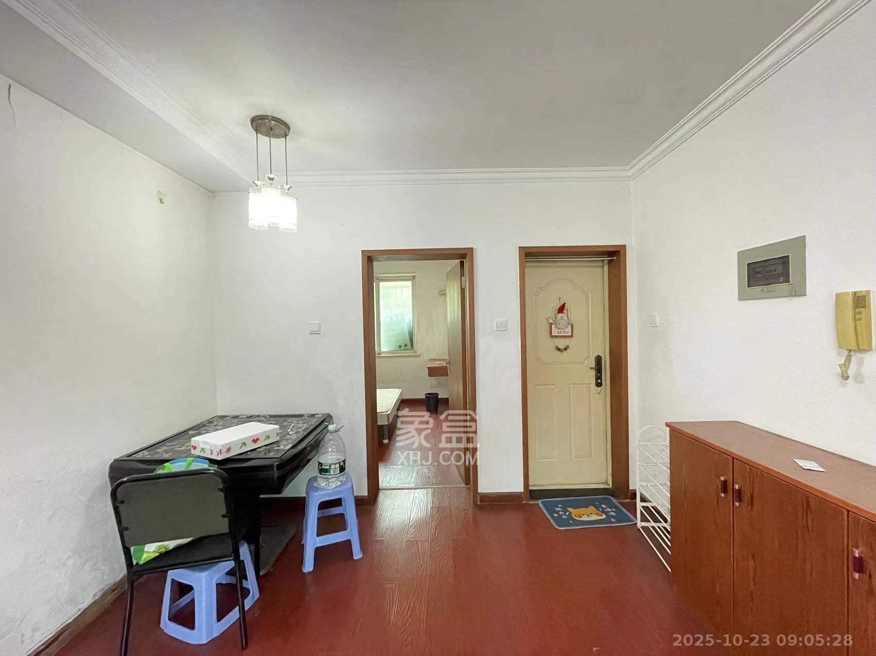 江南公寓 1室1厅1卫 1500.0元/月 江南公寓 1室1厅1卫 1500.0元/月室内图