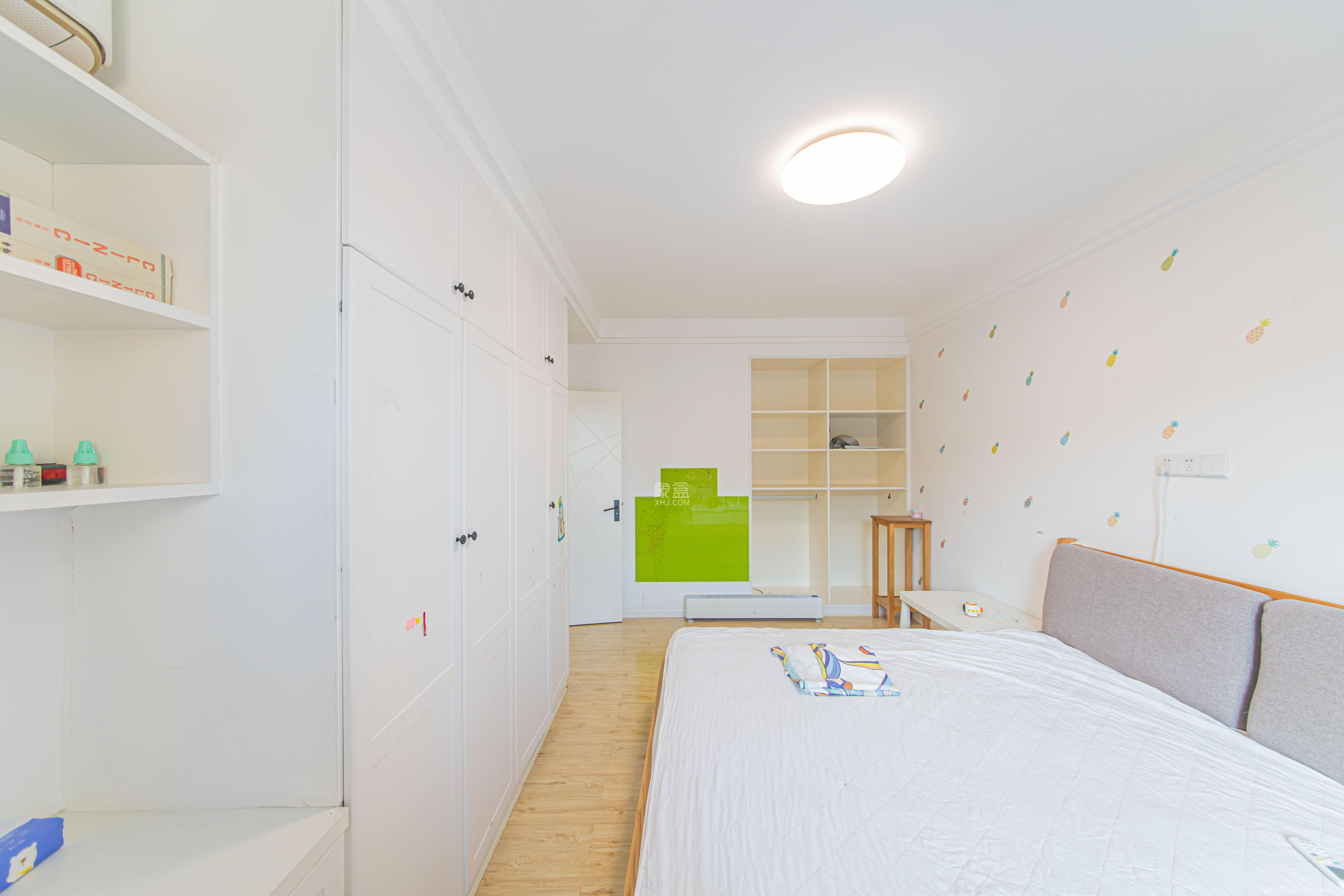 鑫远悦城(鑫远悦时代)  4室2厅2卫    108.0万 鑫远悦城(鑫远悦时代)  4室2厅2卫    108.0万卧室