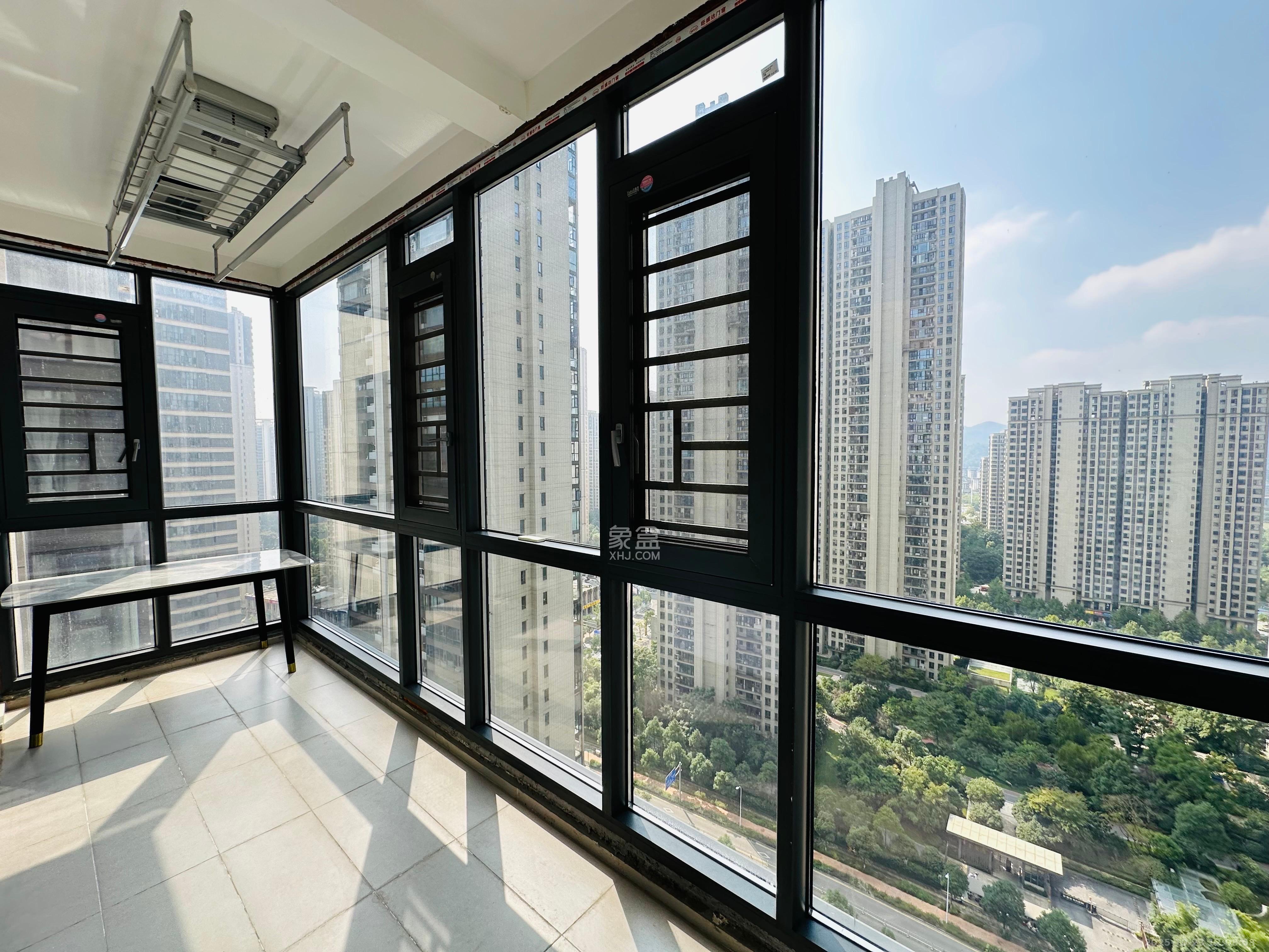 梅溪湖金茂湾  4室2厅3卫    10000.0元/月室内图