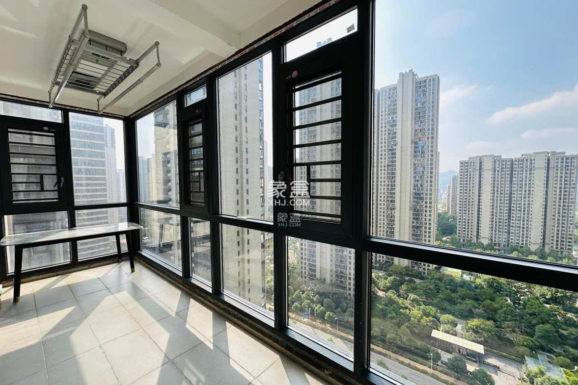 梅溪湖金茂湾 4室2厅3卫 10000.0元/月 梅溪湖金茂湾 4室2厅3卫 10000.0元/月室内图