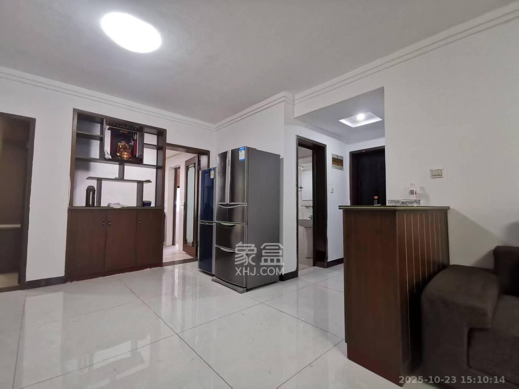 玛依拉山庄  3室2厅1卫    2700.0元/月室内图