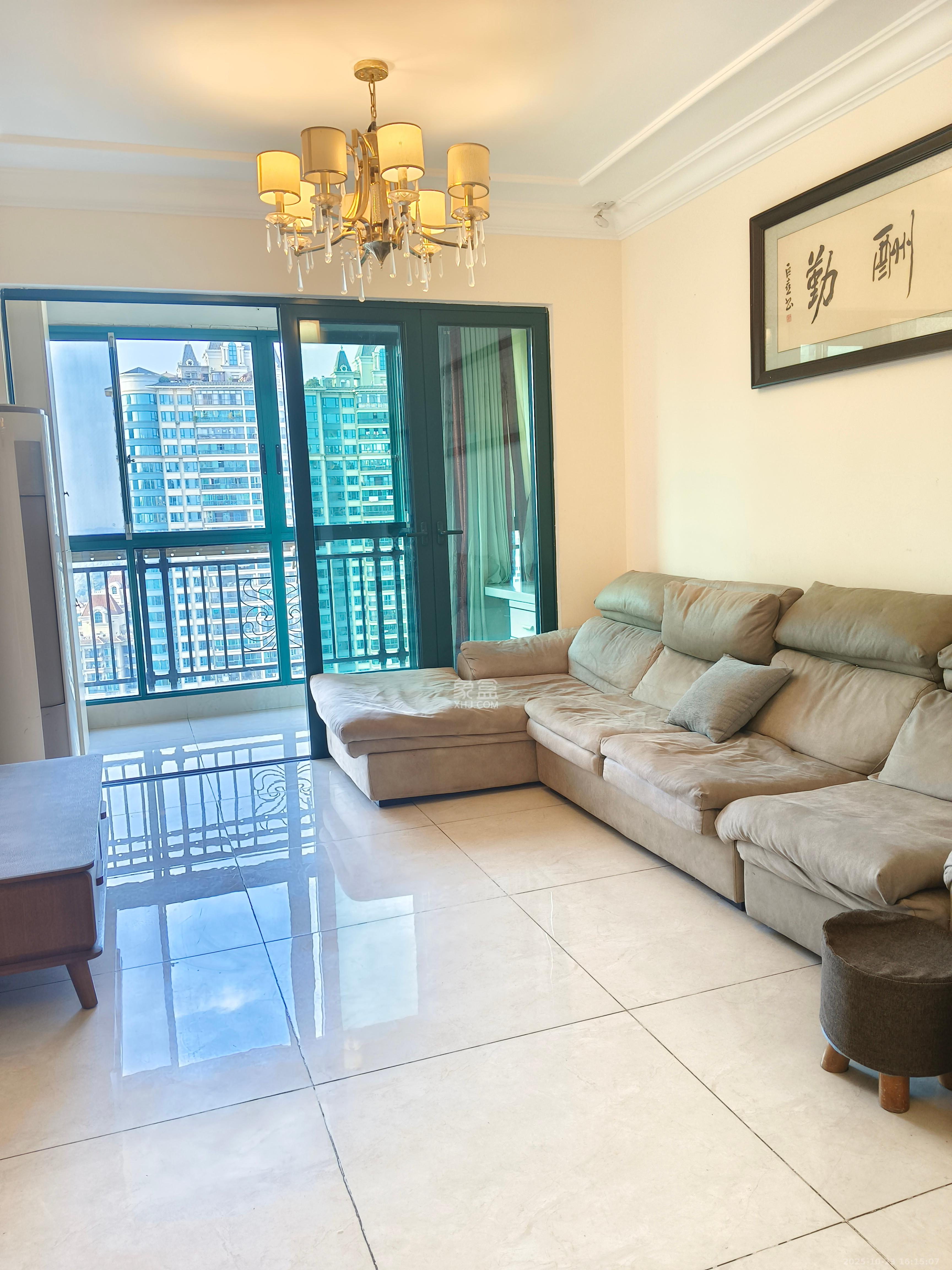 恒大雅苑  3室2厅1卫    2700.0元/月室内图