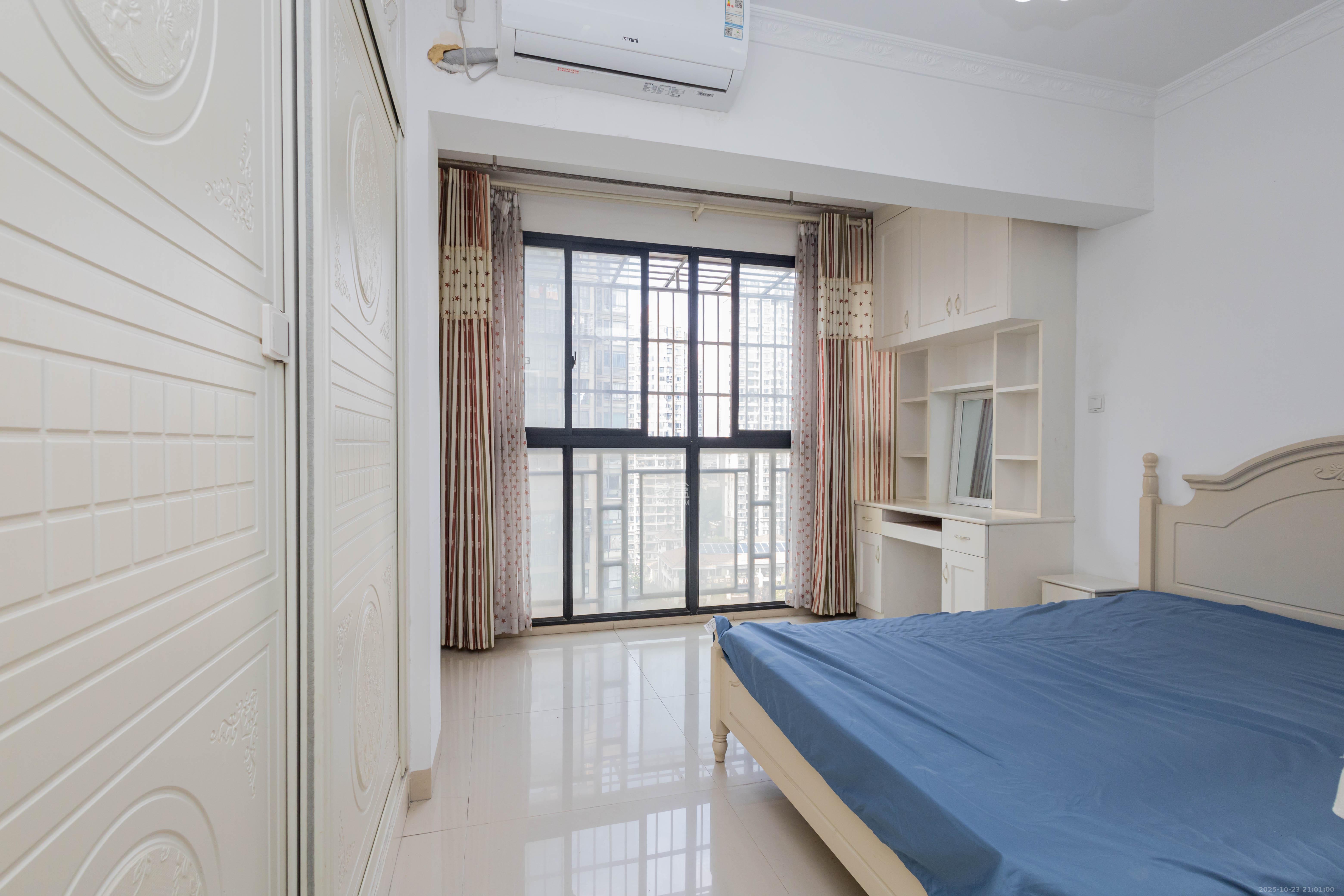 I尚国际（元泰大厦)  1室1厅1卫    23.0万客厅