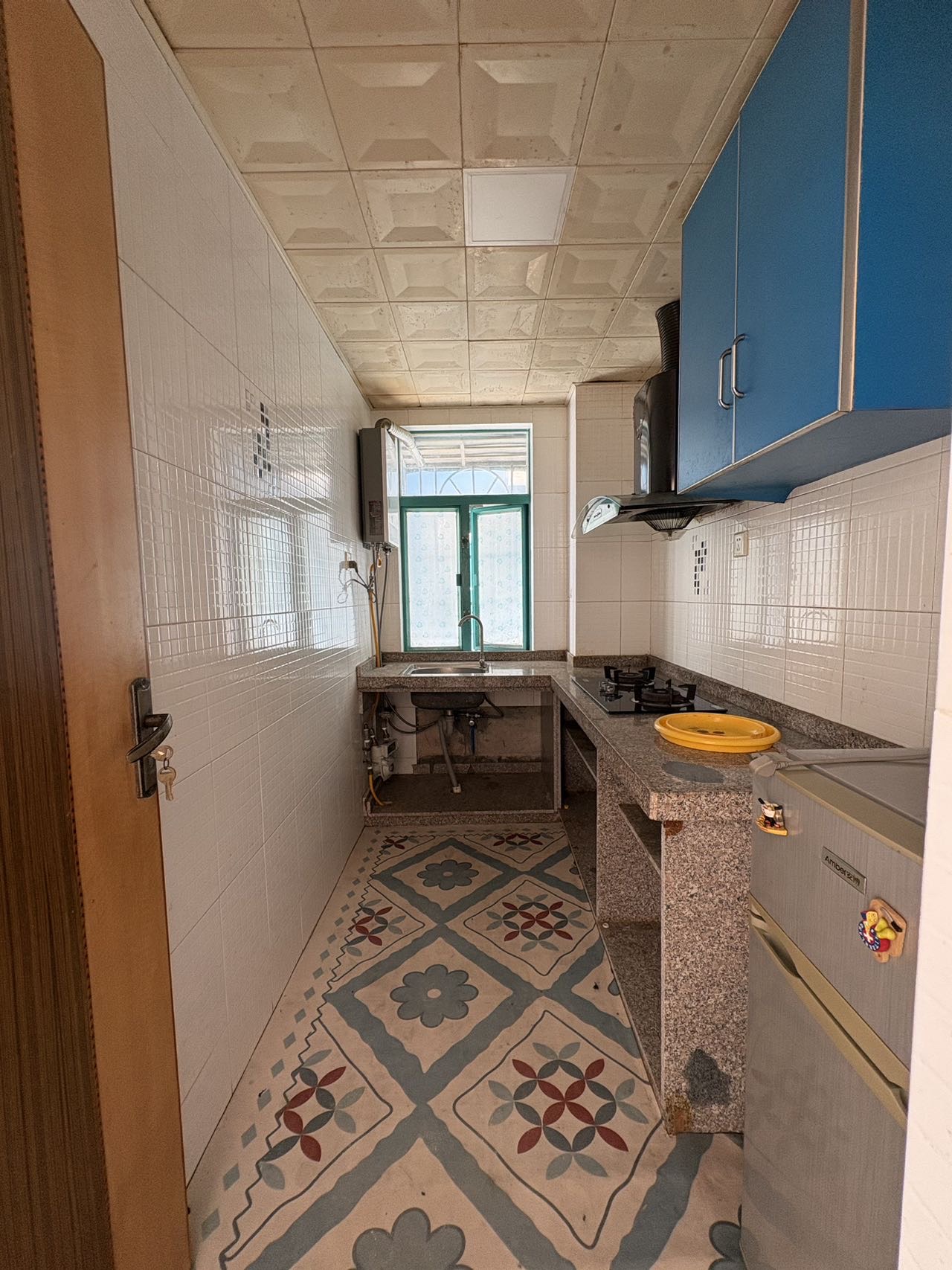 金色假日 1室2厅1卫 58.0万 金色假日 1室2厅1卫 58.0万客厅