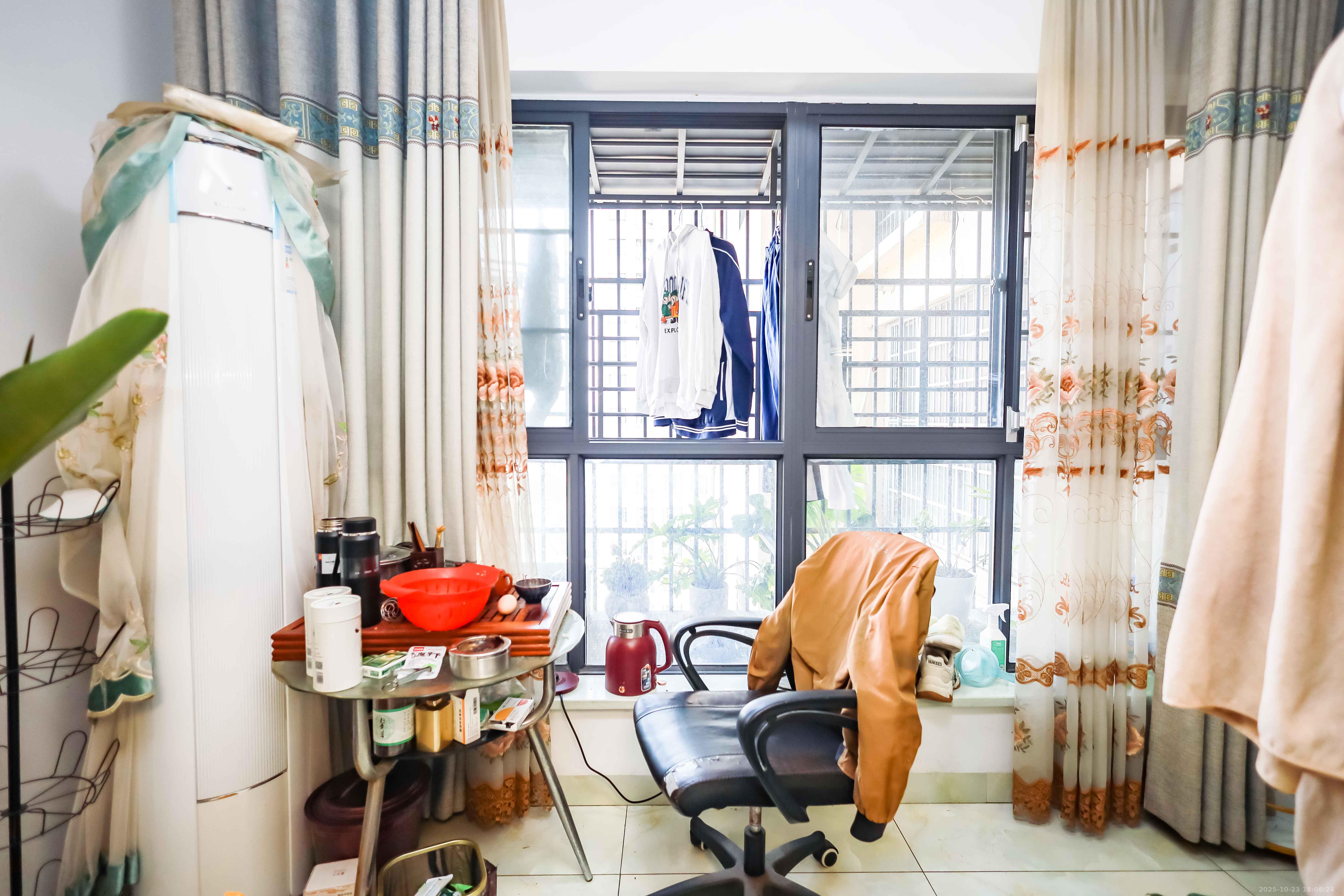 天麓尚层 1室0厅0卫 85.0万 天麓尚层 1室0厅0卫 85.0万阳台