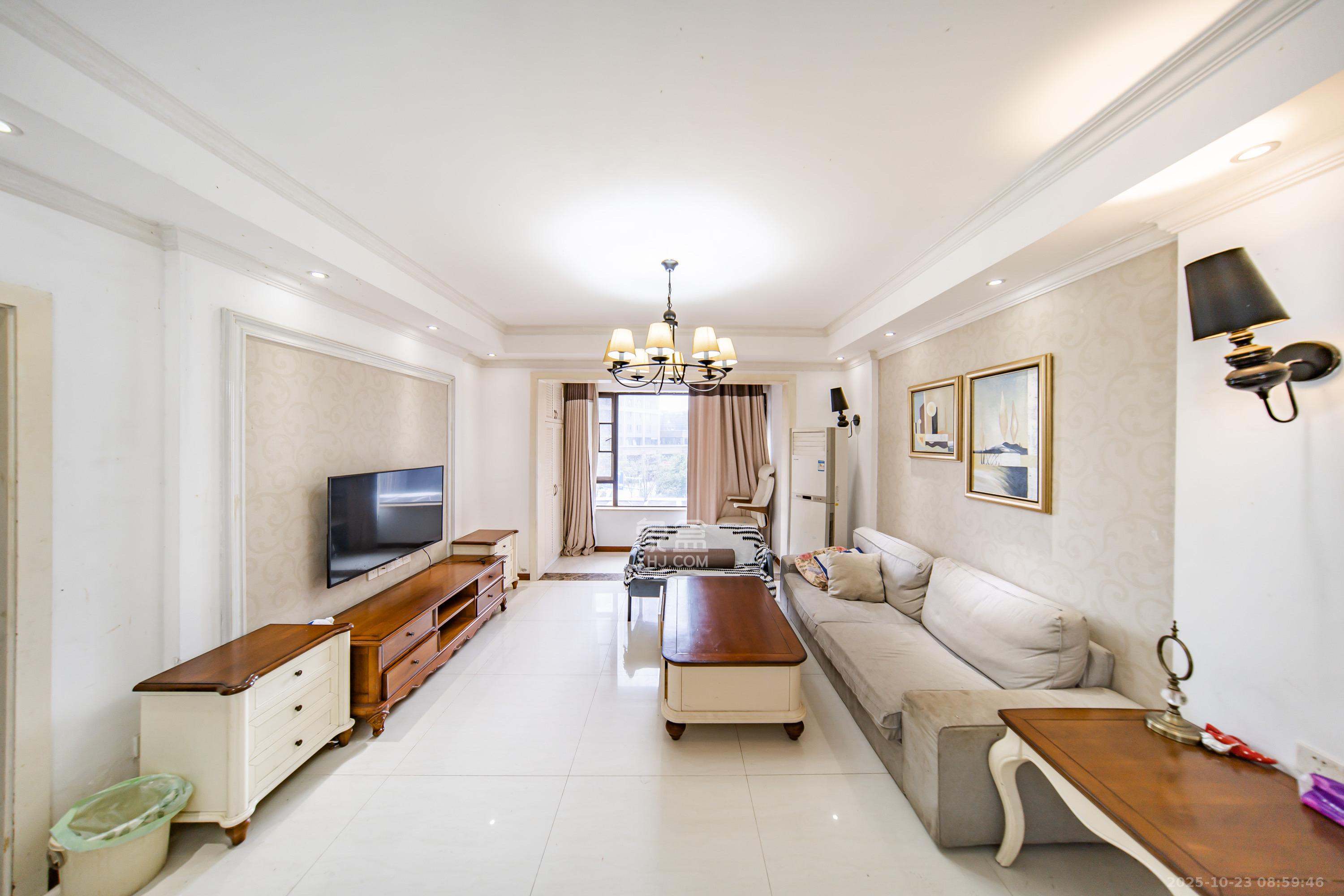 洋湖18克拉（旷远洋湖18克拉）  4室2厅2卫    4000.0元/月