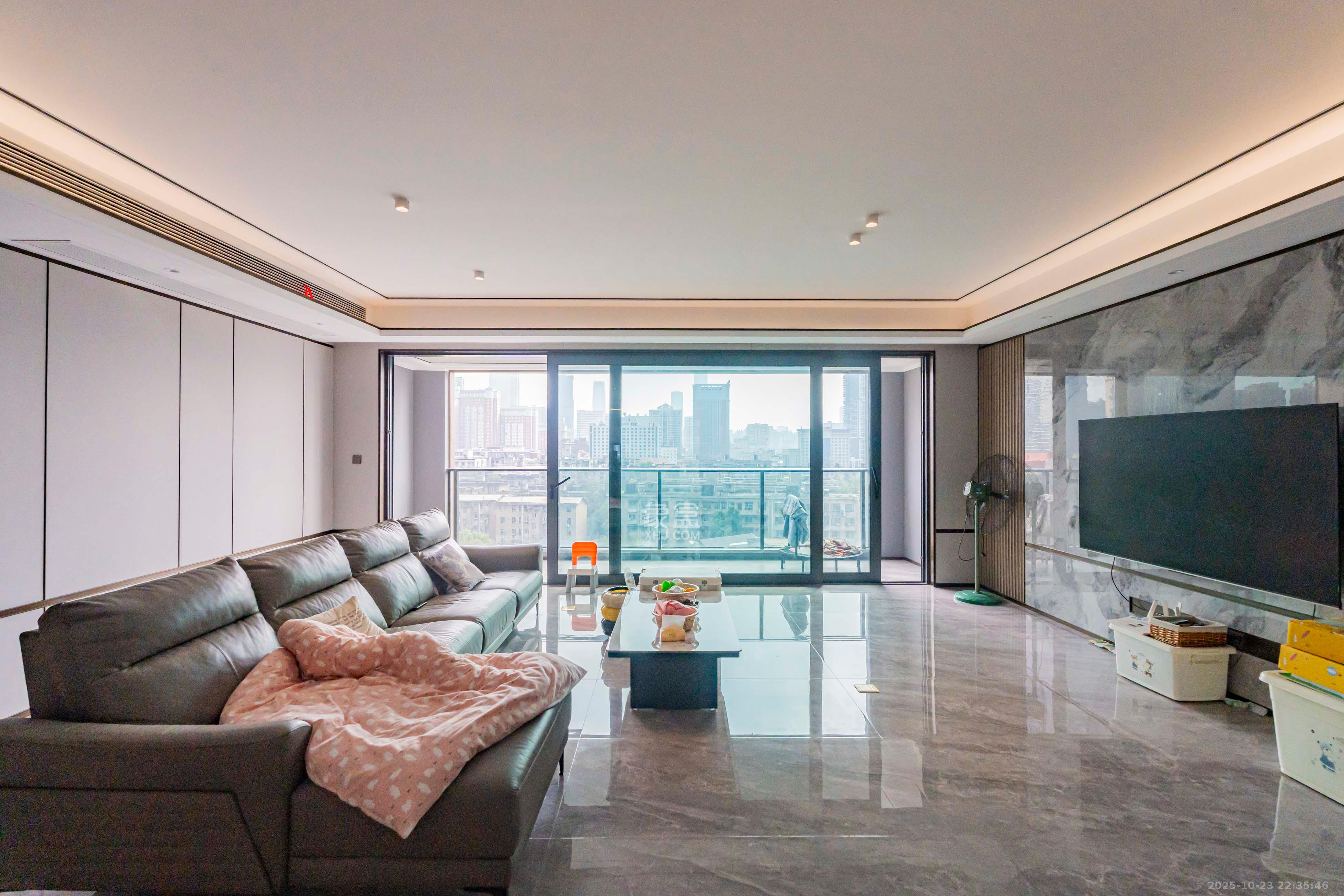 建发养云  4室2厅3卫    488.0万 建发养云  4室2厅3卫    488.0万