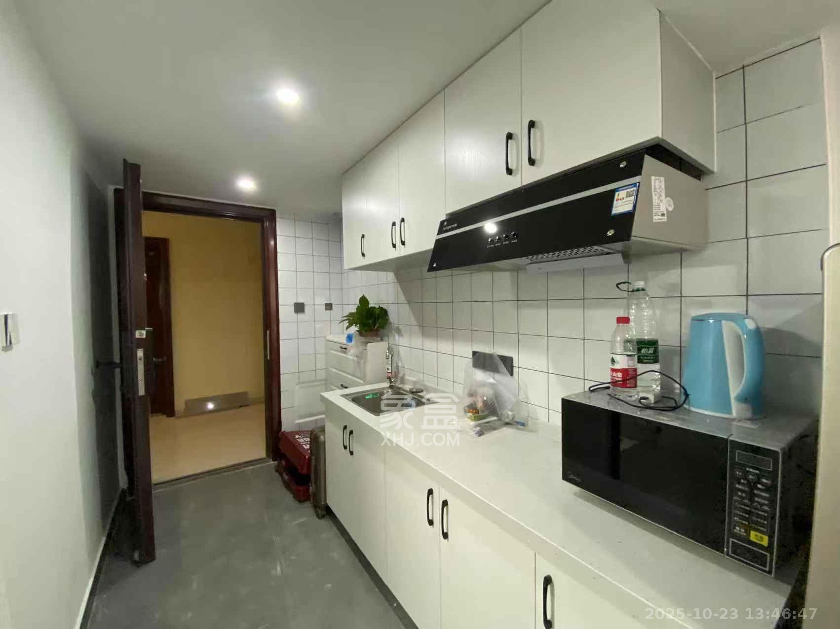 碧桂园城市之光  2室1厅1卫    2400.0元/月室内图