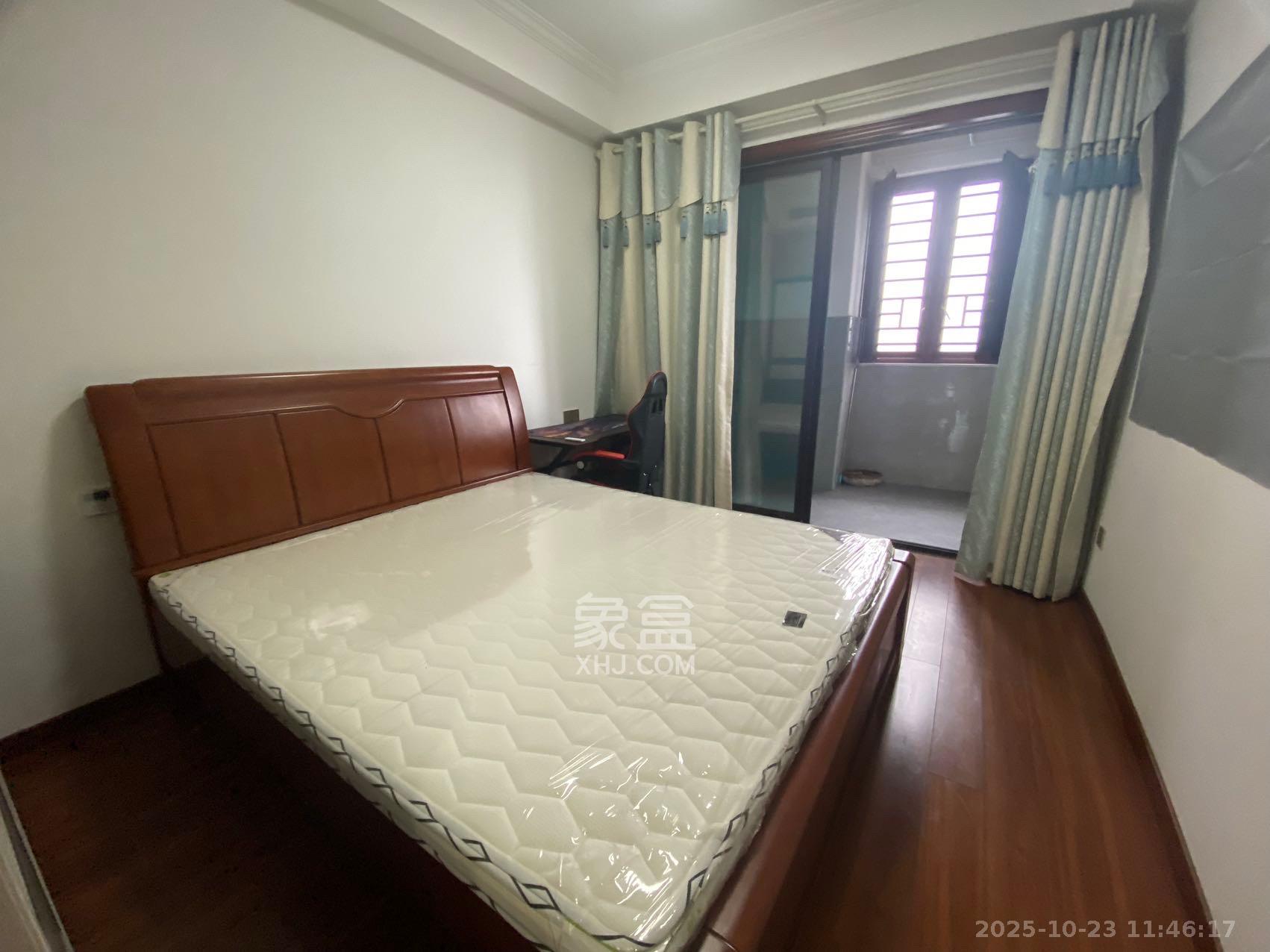 公园9号大都会  3室2厅2卫    4500.0元/月室内图