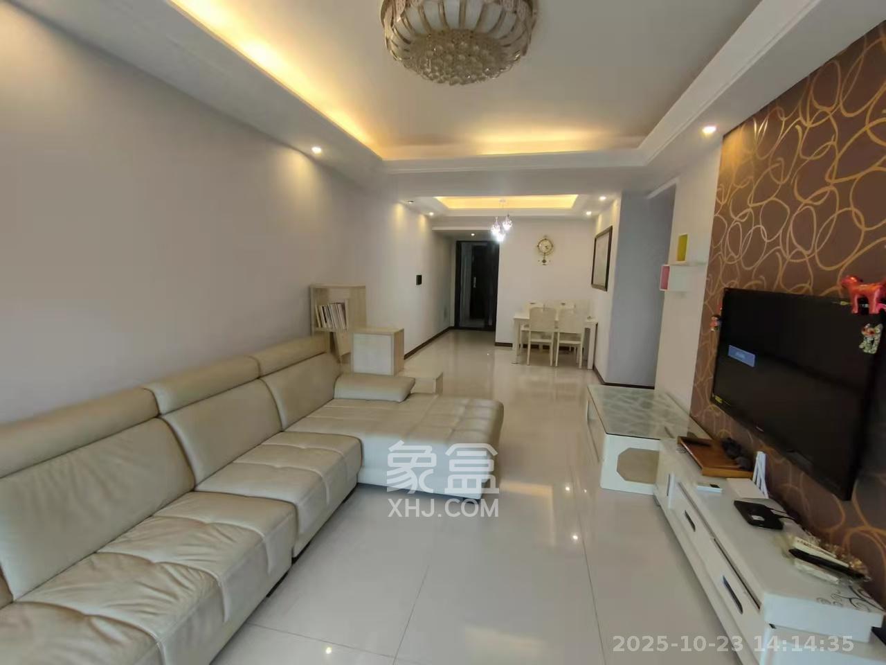 藏珑湖上国际花园 3室2厅1卫 3500.0元/月 藏珑湖上国际花园 3室2厅1卫 3500.0元/月室内图