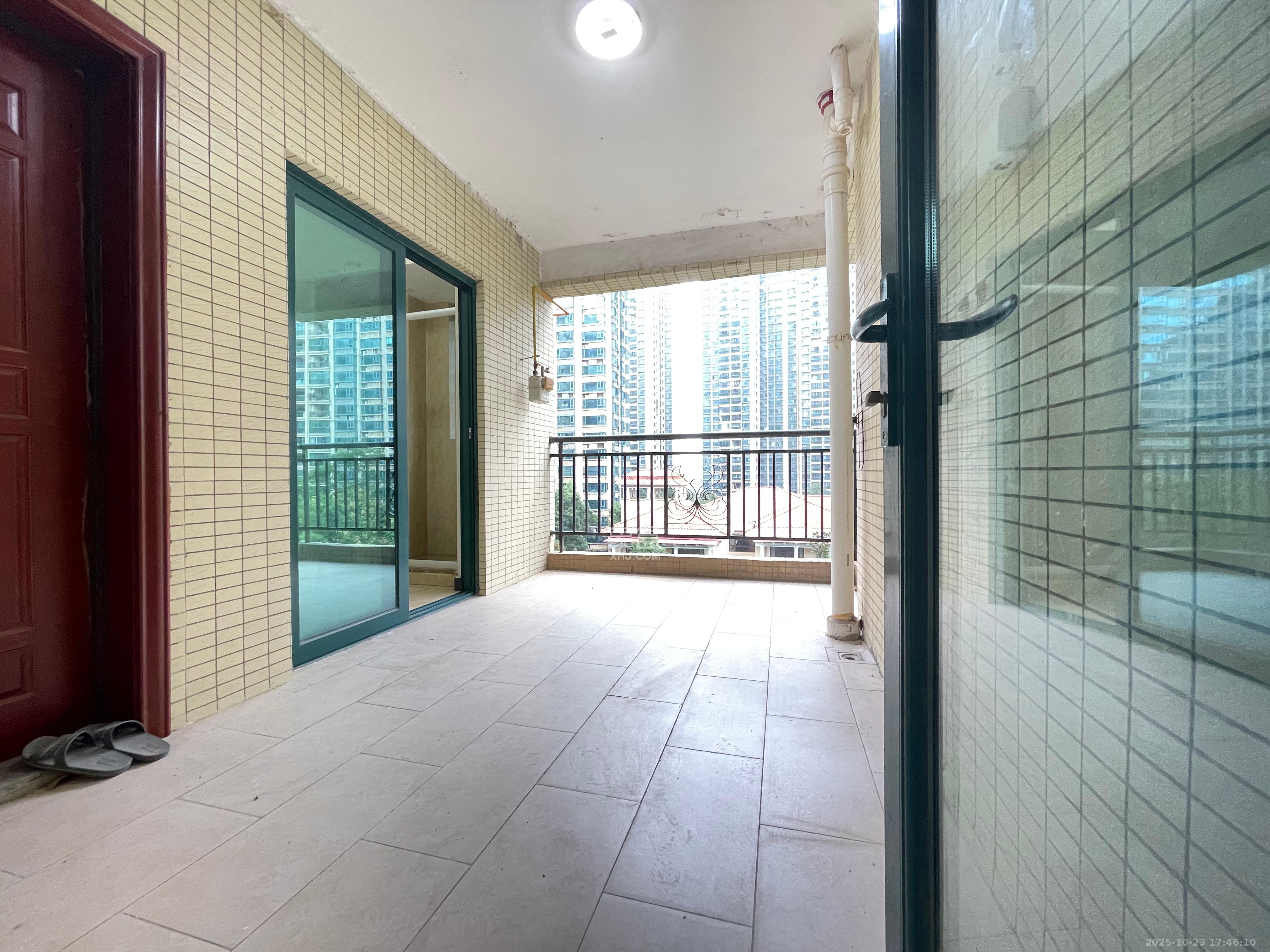 恒大名都 5室2厅4卫 4000.0元/月 恒大名都 5室2厅4卫 4000.0元/月室内图