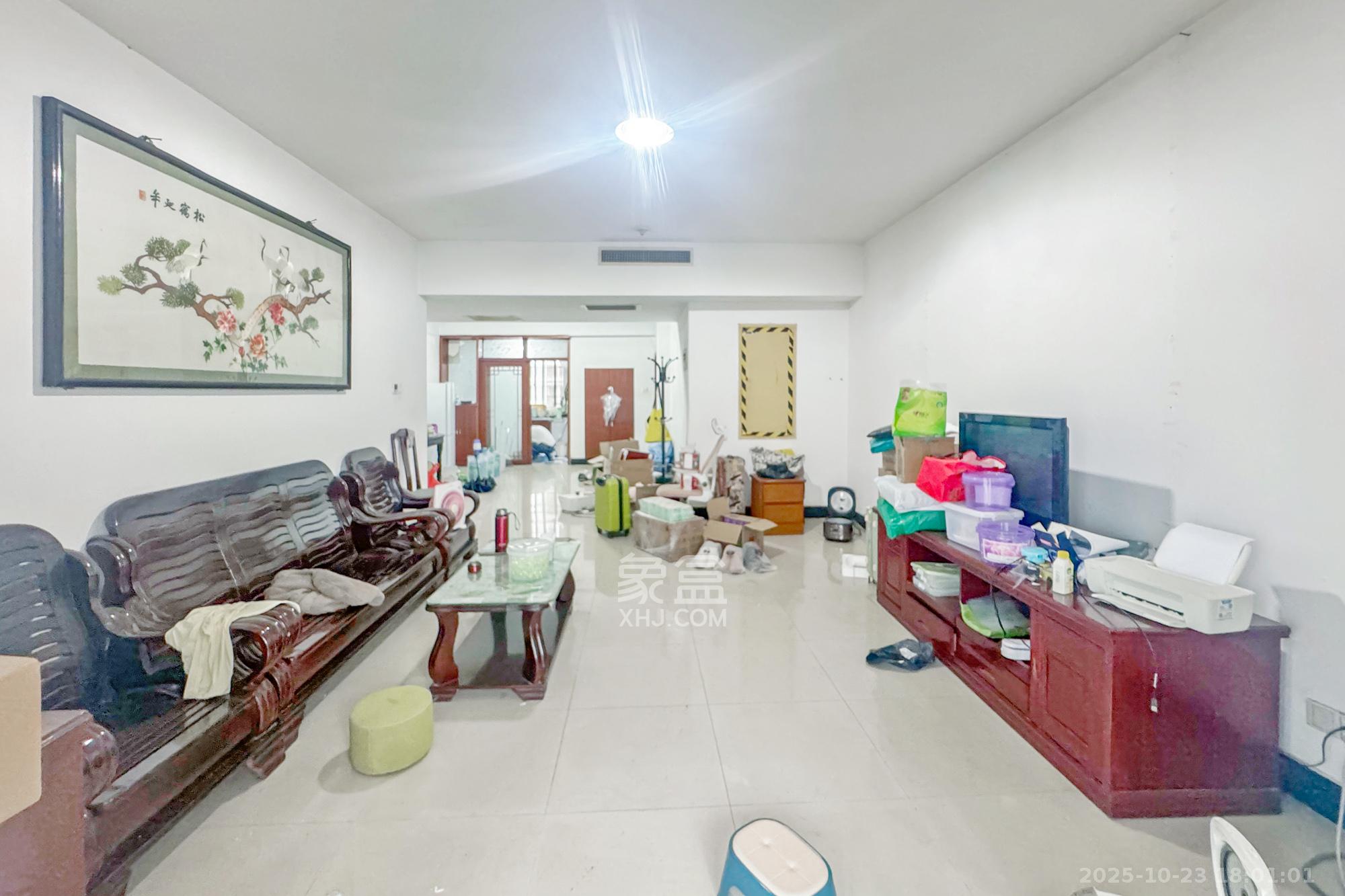 科技公寓 3室2厅2卫 128.8万 科技公寓 3室2厅2卫 128.8万客厅