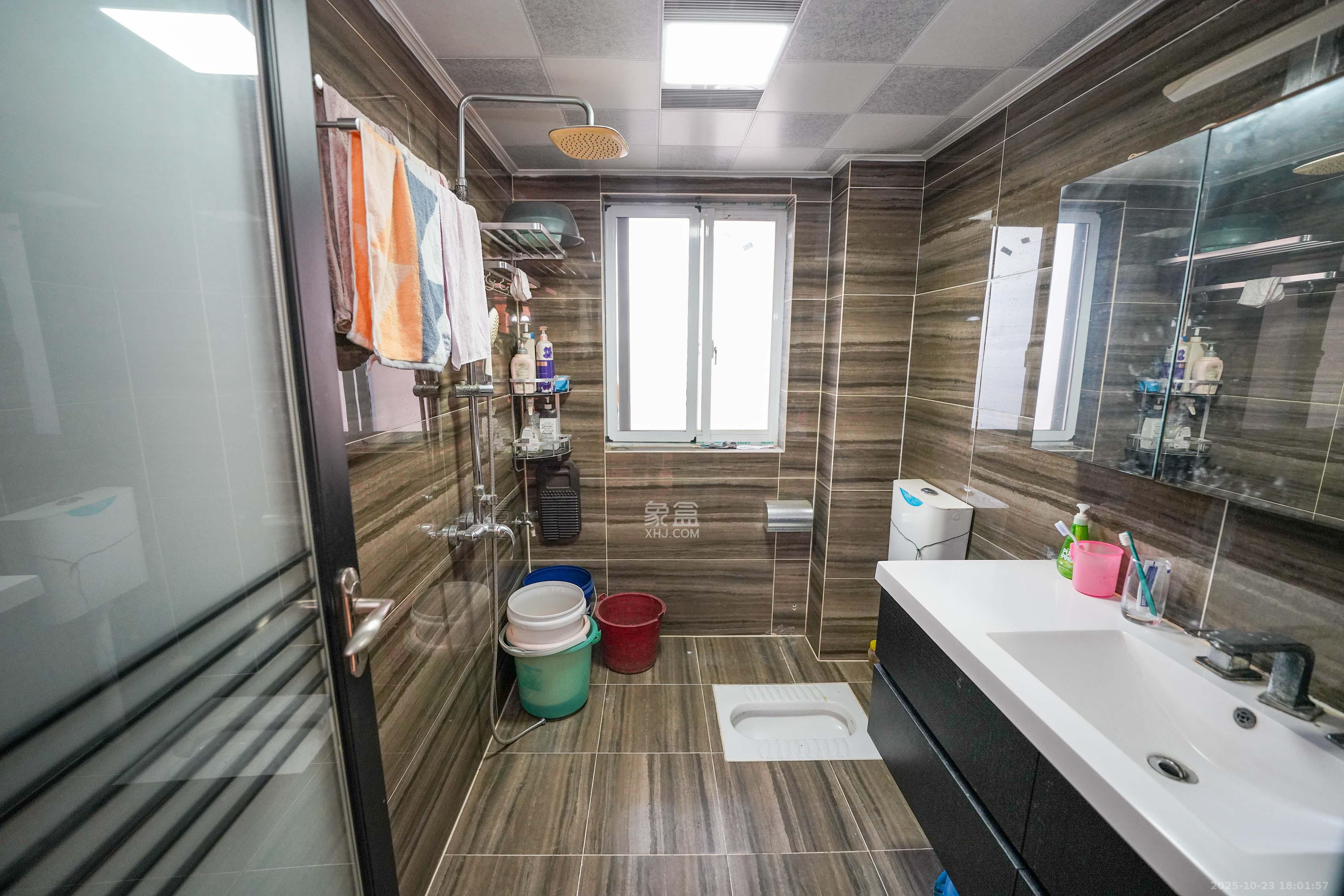 丽发新城  3室2厅1卫    82.0万其他