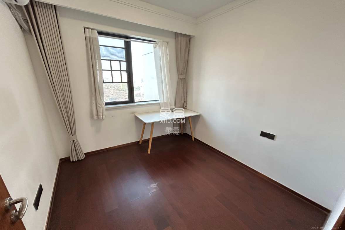 梅溪悦章 4室2厅2卫 3900.0元/月 梅溪悦章 4室2厅2卫 3900.0元/月室内图