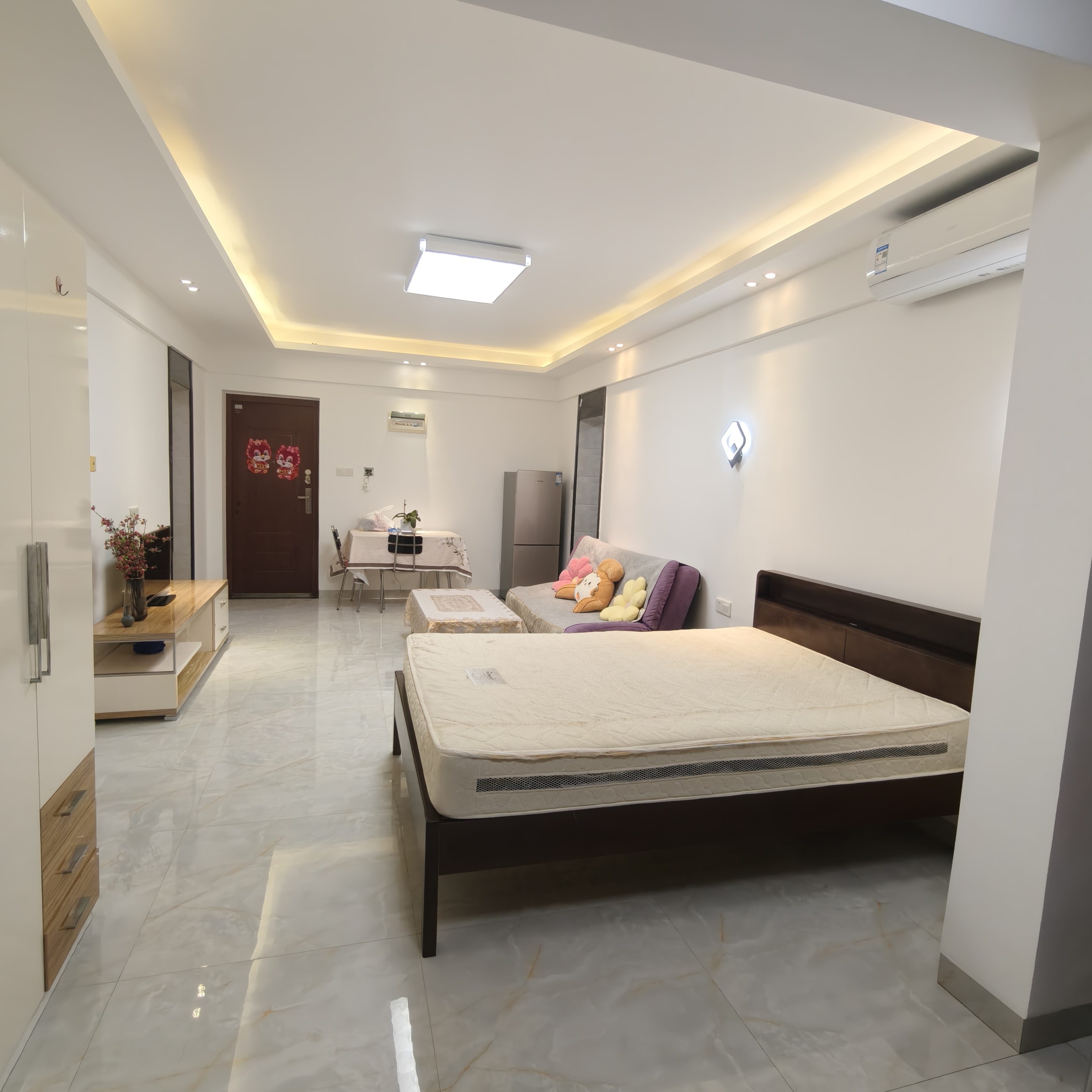 海阔天空-国瑞城二期（雅仕苑）  1室0厅1卫    2500.0元/月室内图