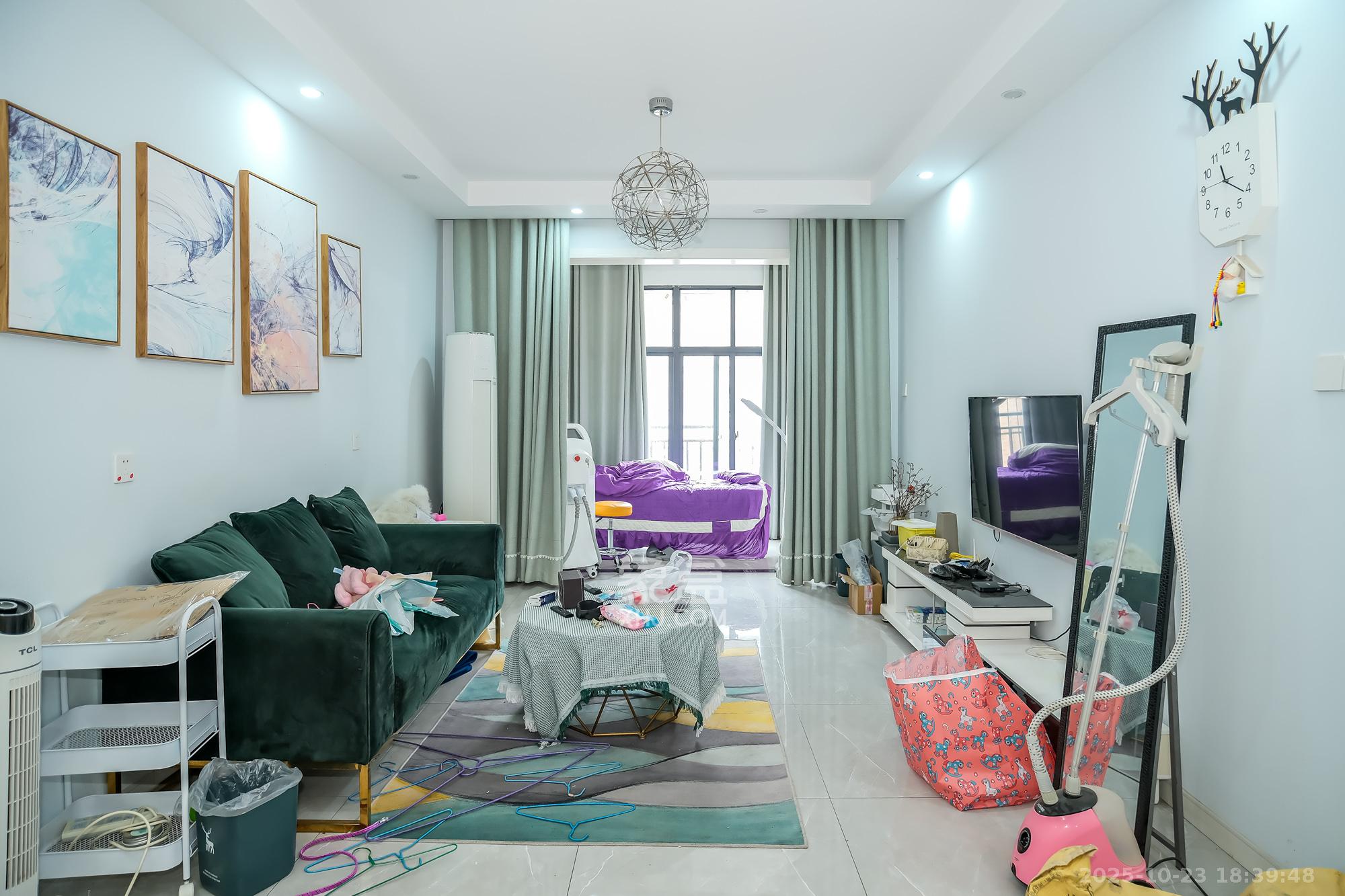 山水湾  2室2厅1卫    60.0万 山水湾  2室2厅1卫    60.0万客厅