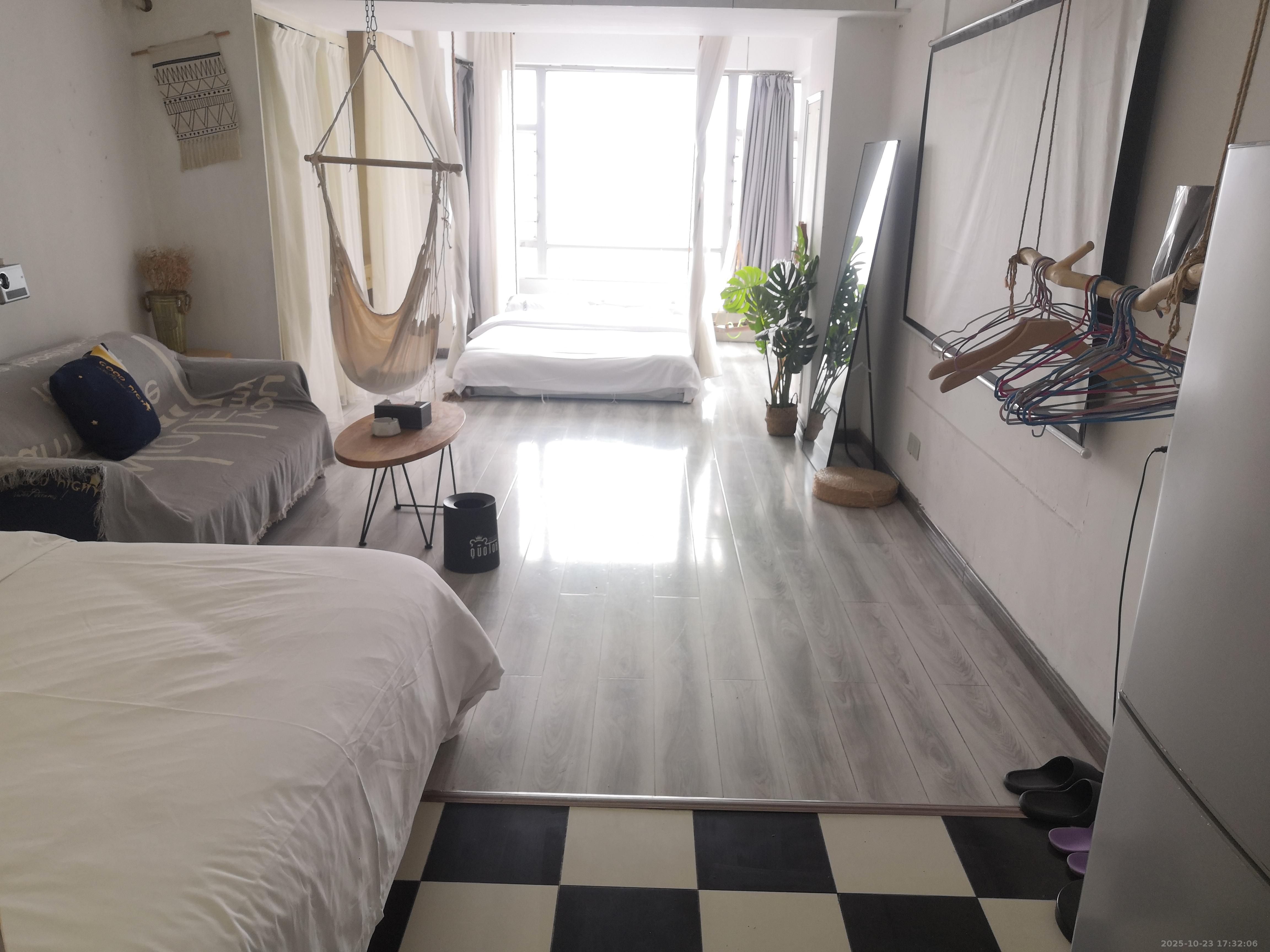 BOBO国际  1室1厅1卫    2200.0元/月室内图