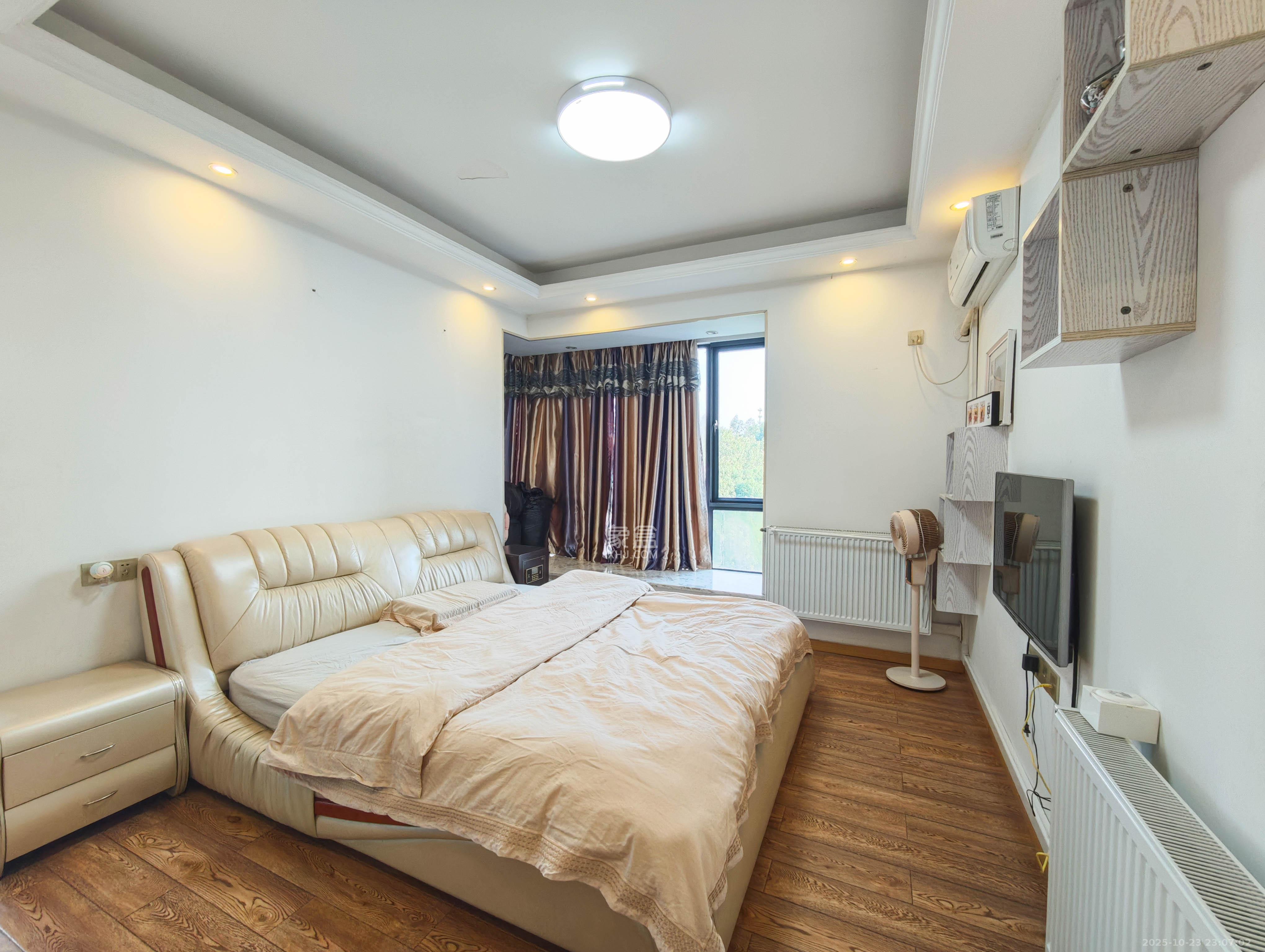 长房南屏锦源 4室2厅2卫 115.0万 长房南屏锦源 4室2厅2卫 115.0万卧室