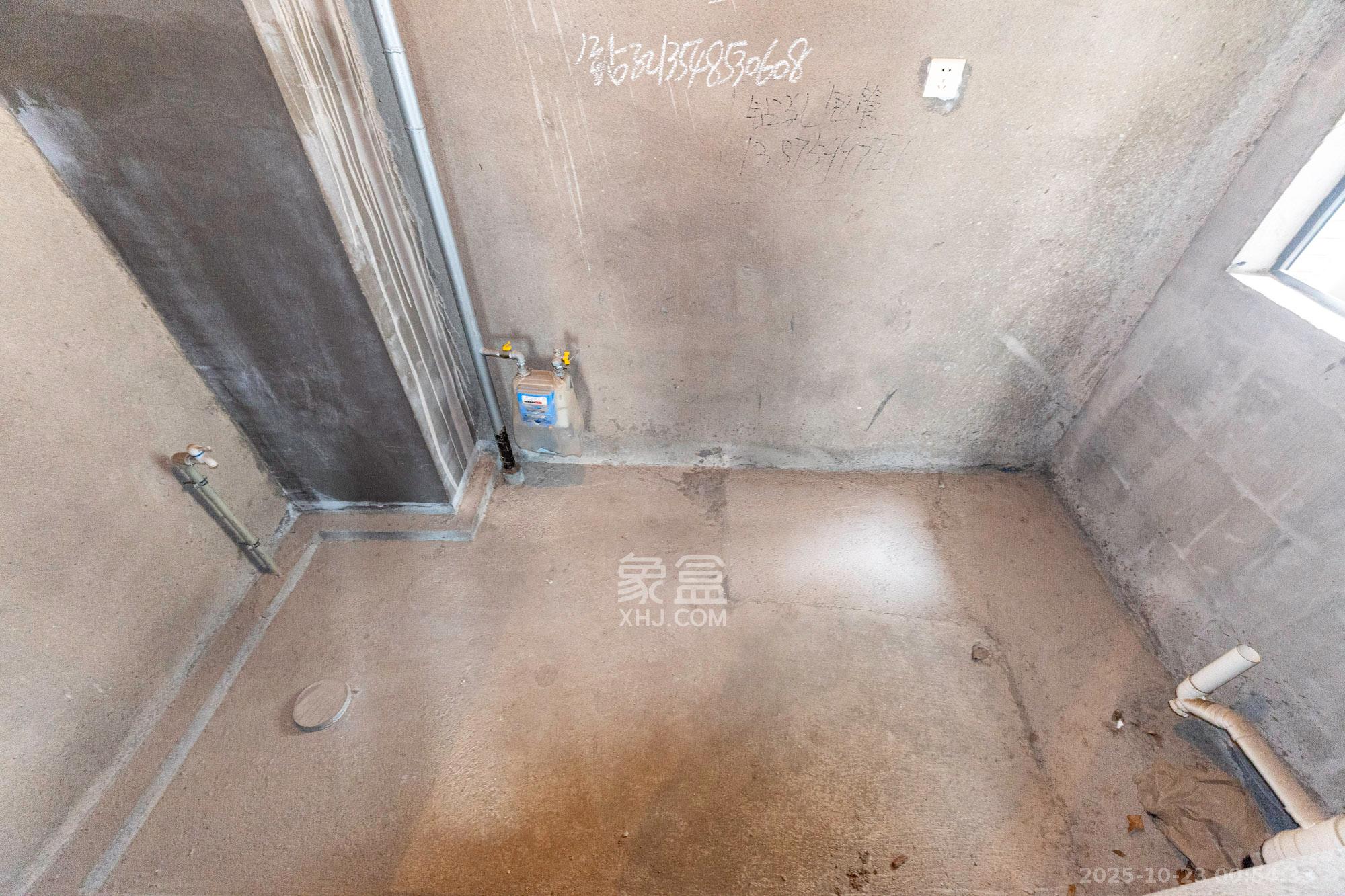 筑梦星园  4室2厅2卫    77.8万厨房