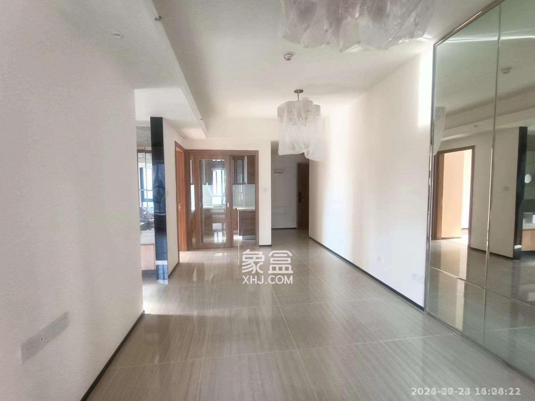 恒大金融广场  2室1厅1卫    2500.0元/月