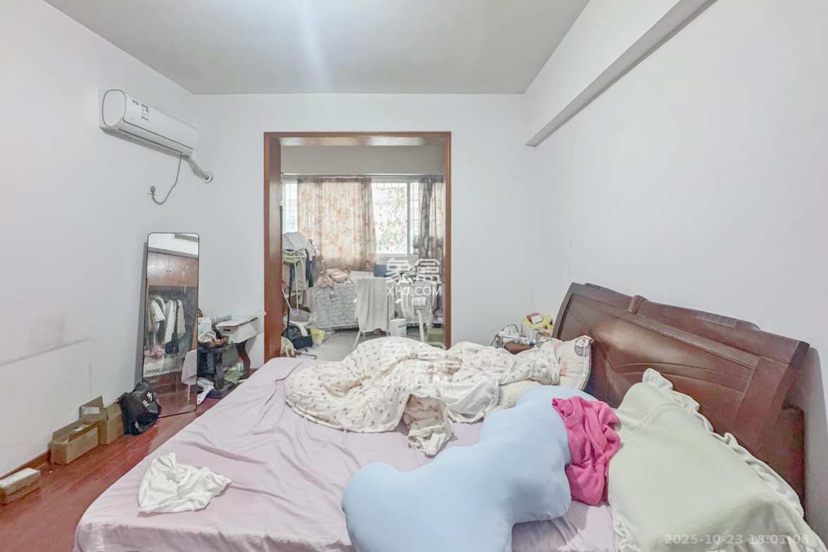 科技公寓 3室2厅2卫 128.8万 科技公寓 3室2厅2卫 128.8万卧室