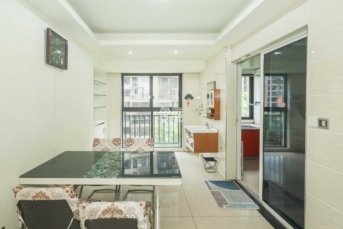 保利麓谷林语E区 3室2厅1卫 2400.0元/月 保利麓谷林语E区 3室2厅1卫 2400.0元/月室内图