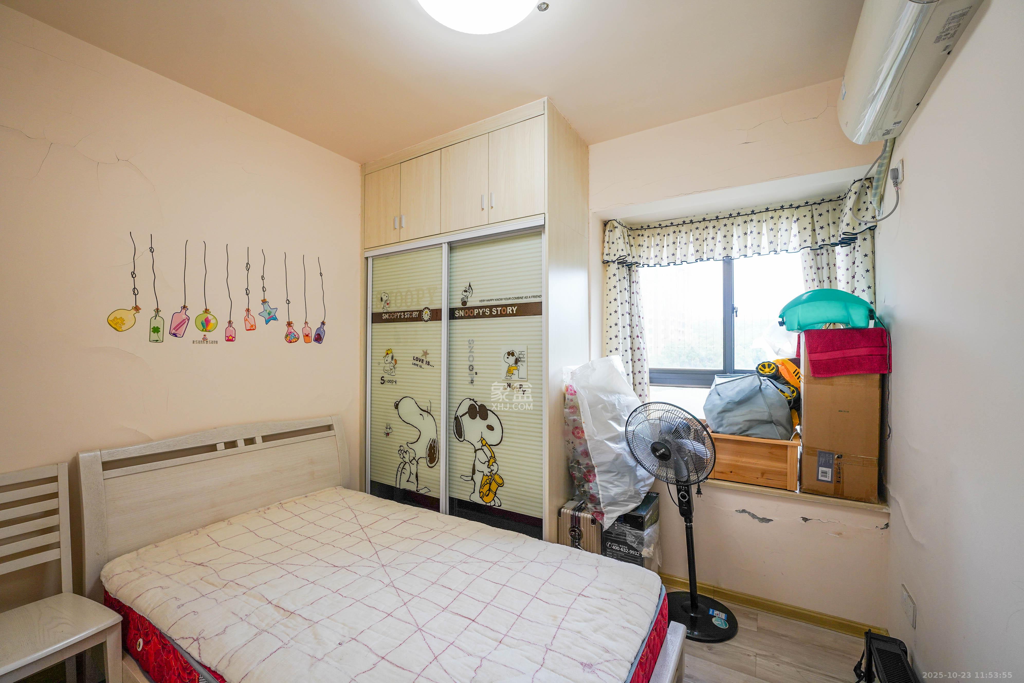 山水嘉园  3室2厅1卫    55.0万卧室