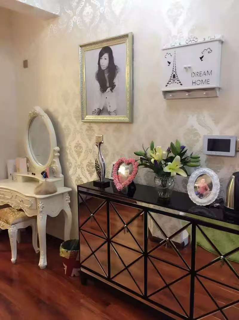 湘水明珠  1室1厅1卫    1300.0元/月室内图