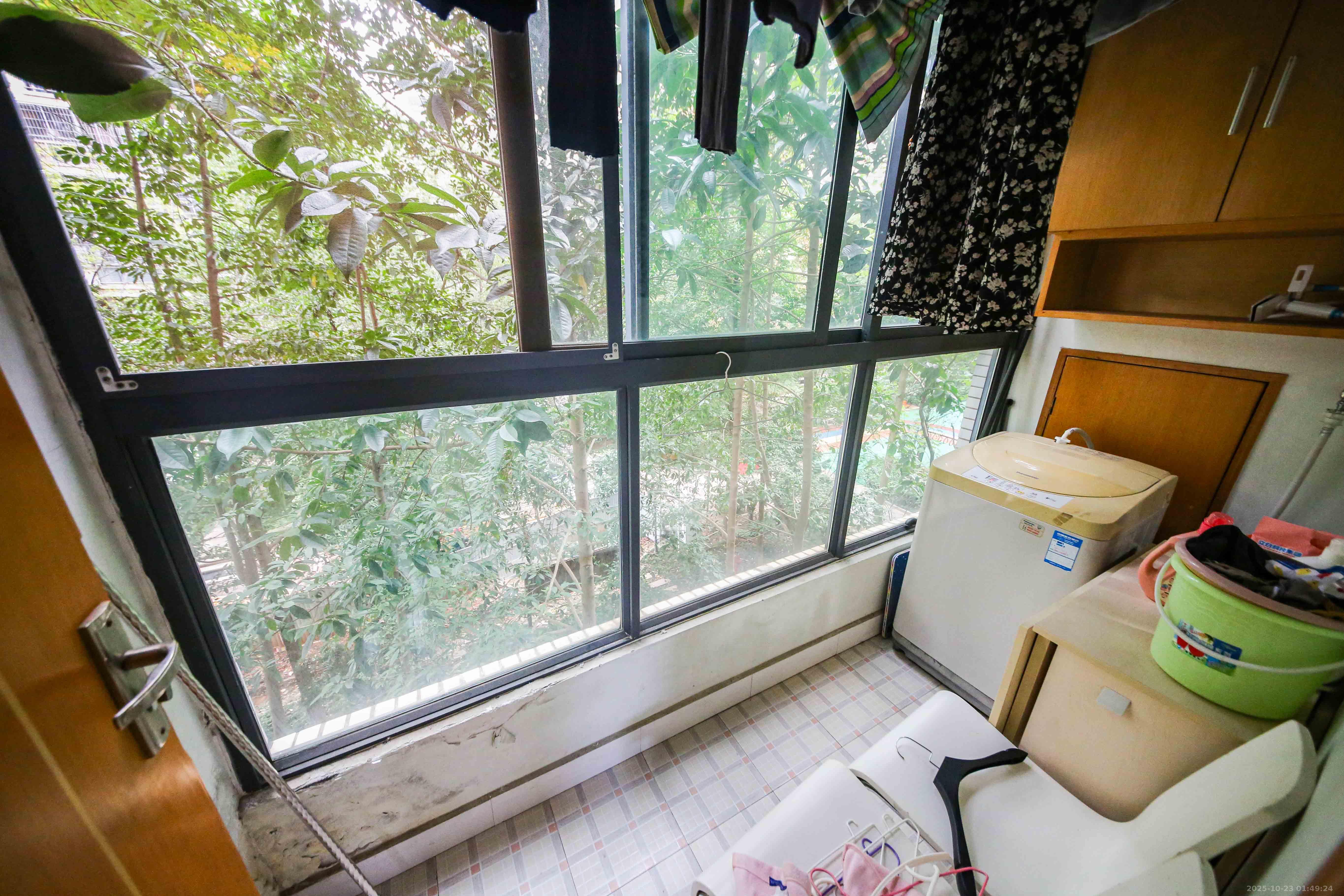 满庭芳小区  1室1厅1卫    40.0万阳台