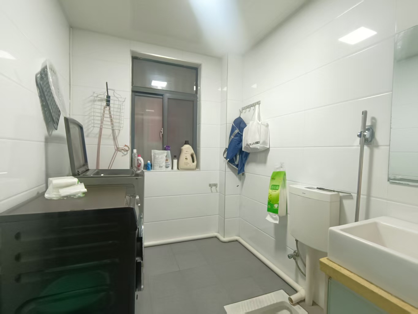 龙洲馨苑  4室3厅3卫    2800.0元/月室内图