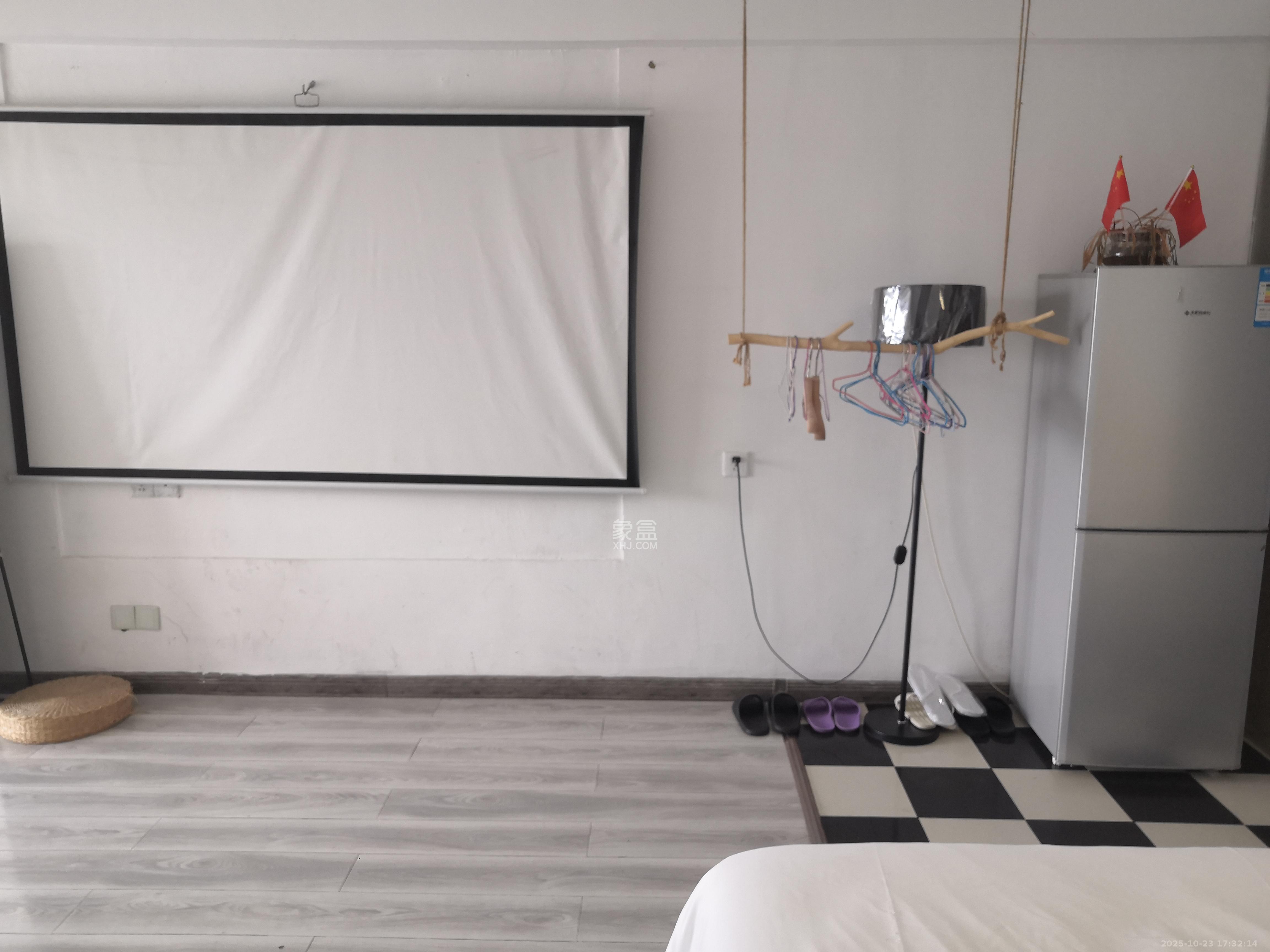 BOBO国际  1室1厅1卫    2200.0元/月室内图