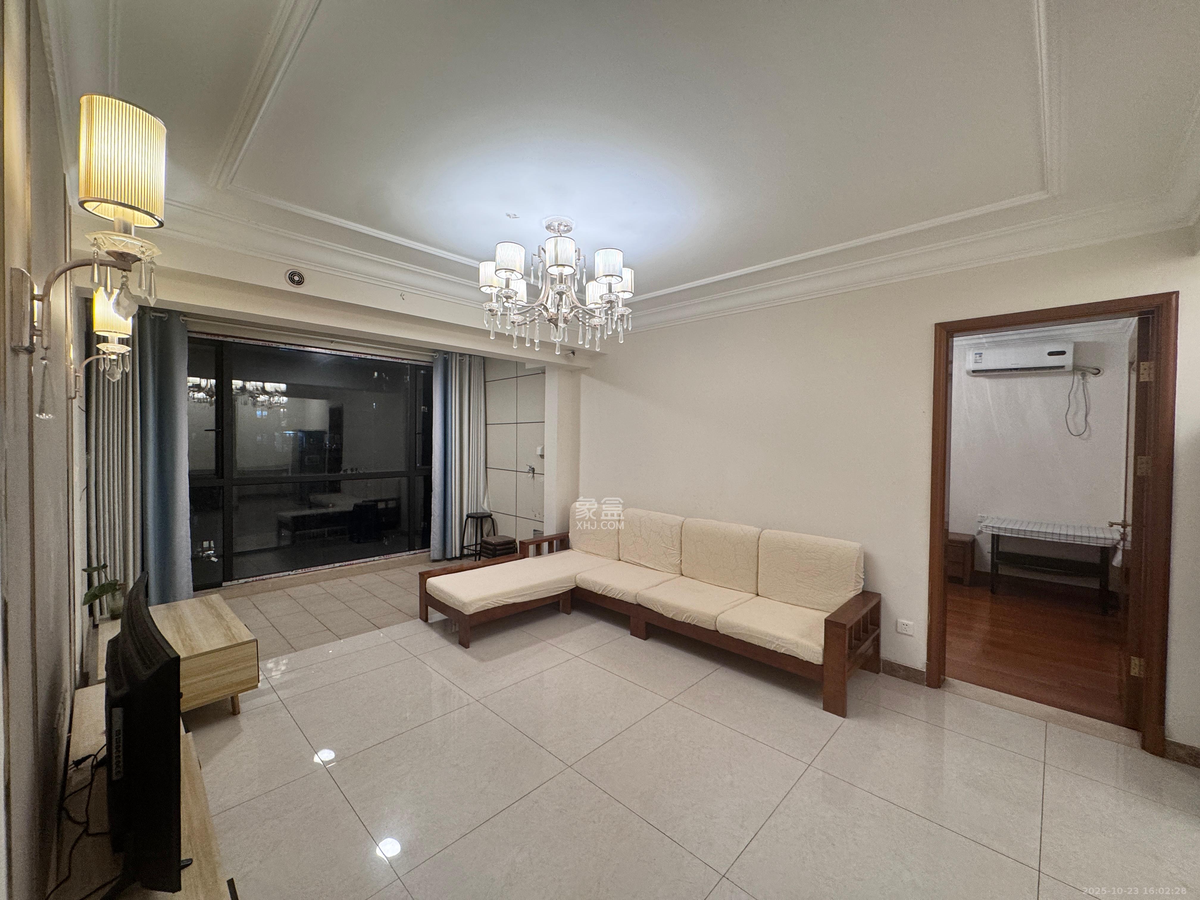 恒大书香门第  2室2厅2卫    1500.0元/月 恒大书香门第  2室2厅2卫    1500.0元/月室内图