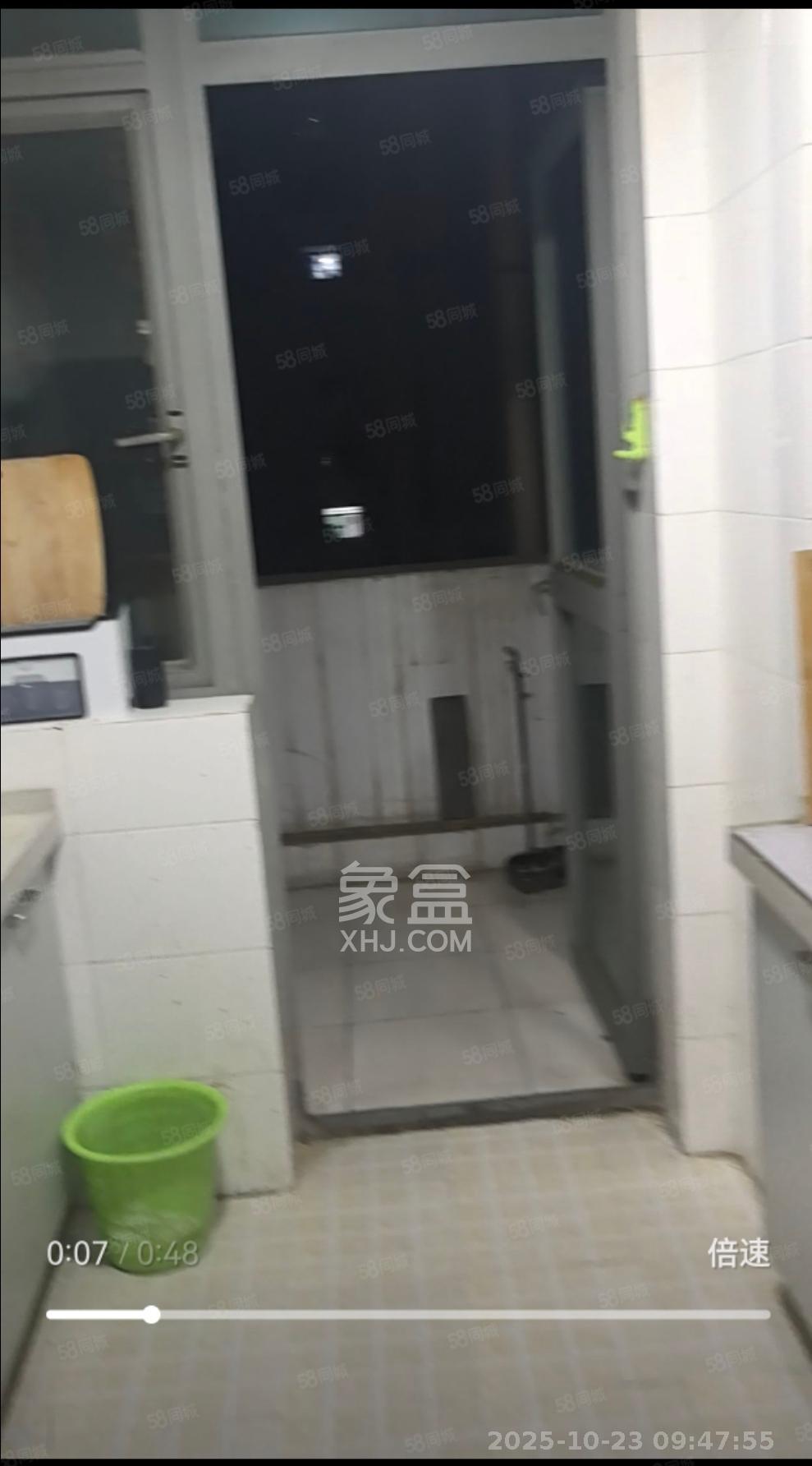 新城新世界一二三期  3室2厅2卫    3000.0元/月 新城新世界一二三期  3室2厅2卫    3000.0元/月室内图