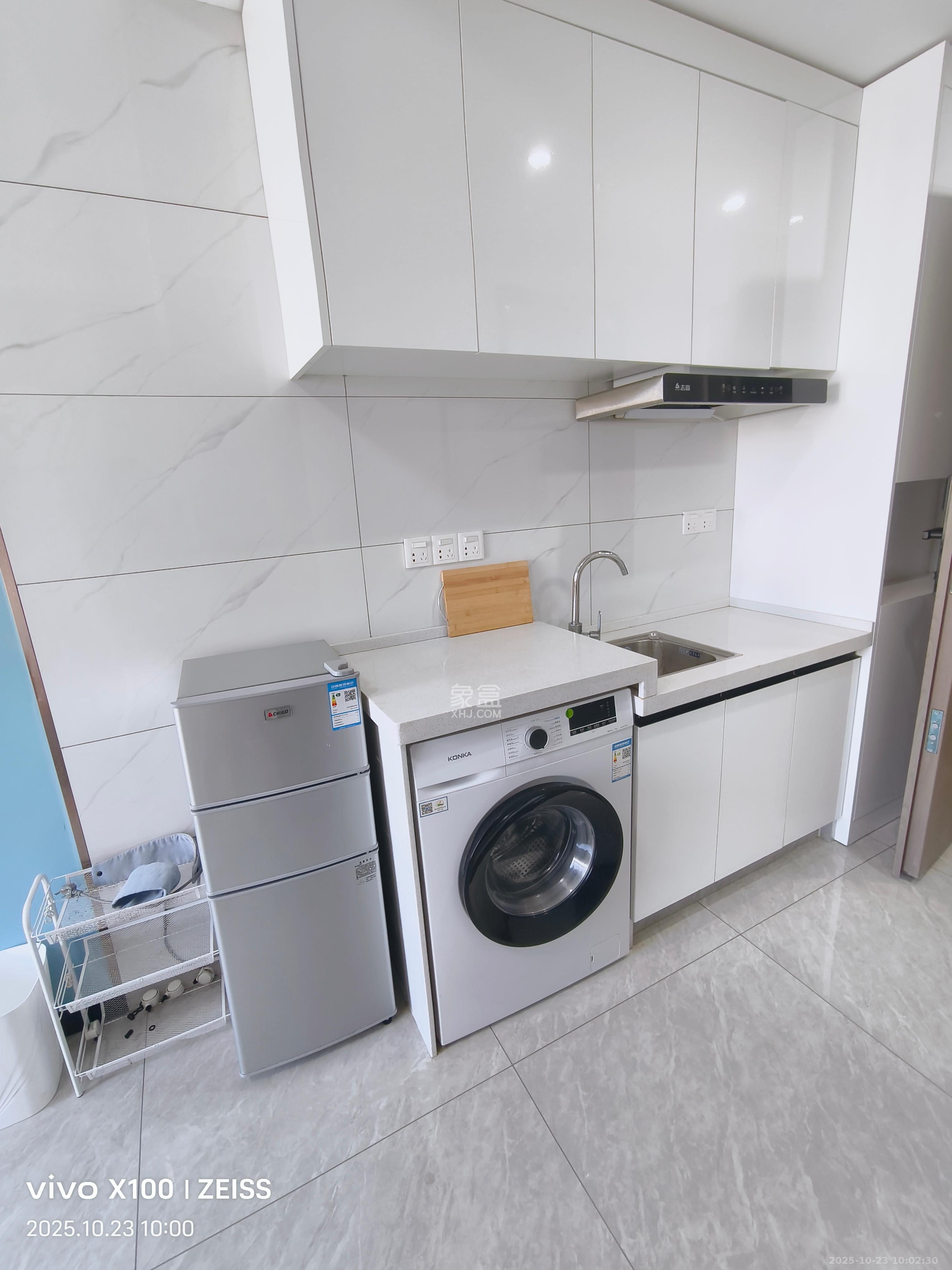 新城悦隽公园  1室0厅0卫    1200.0元/月 新城悦隽公园  1室0厅0卫    1200.0元/月室内图1