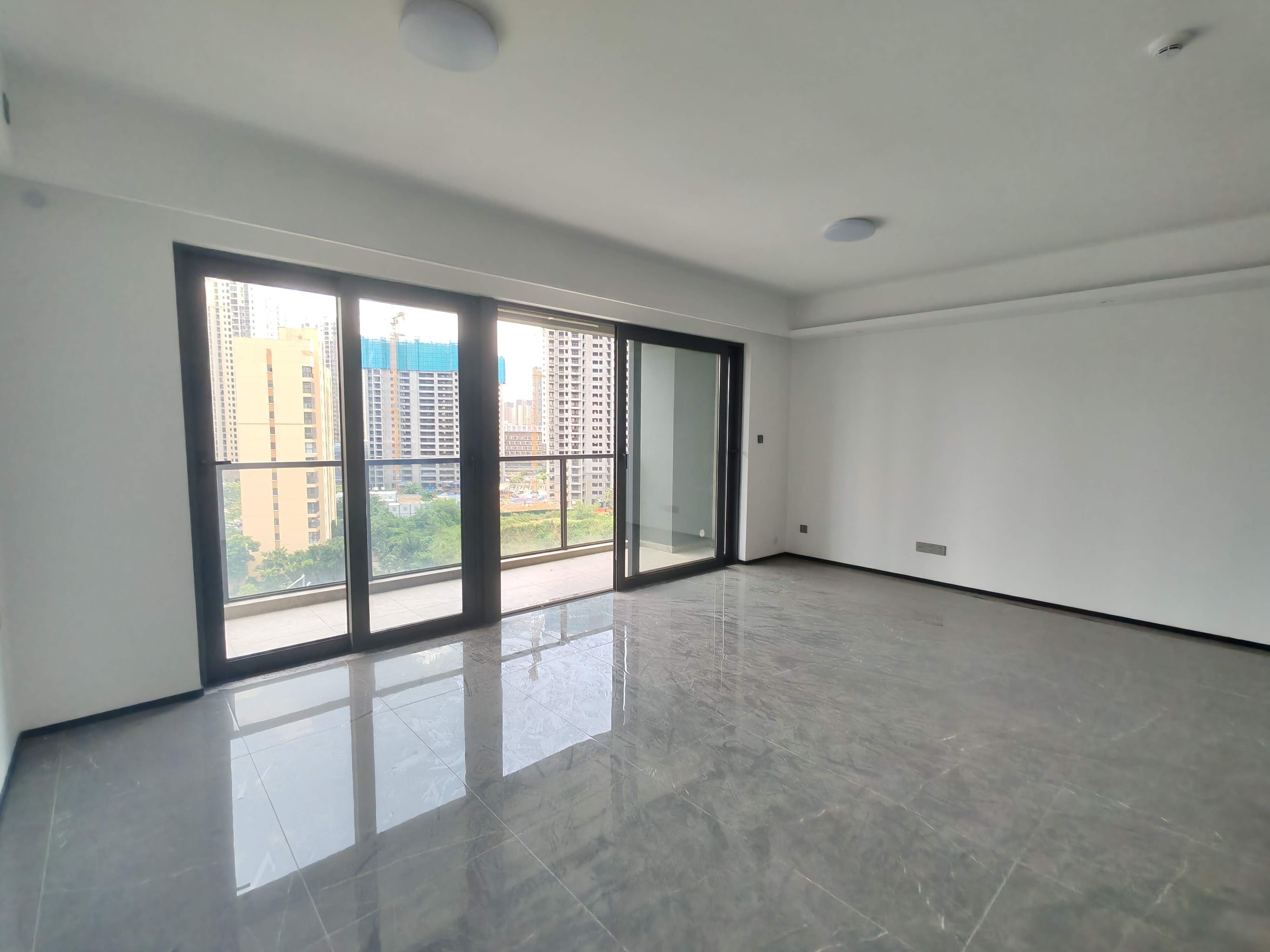 中海明德里  3室2厅1卫    4200.0元/月户型图